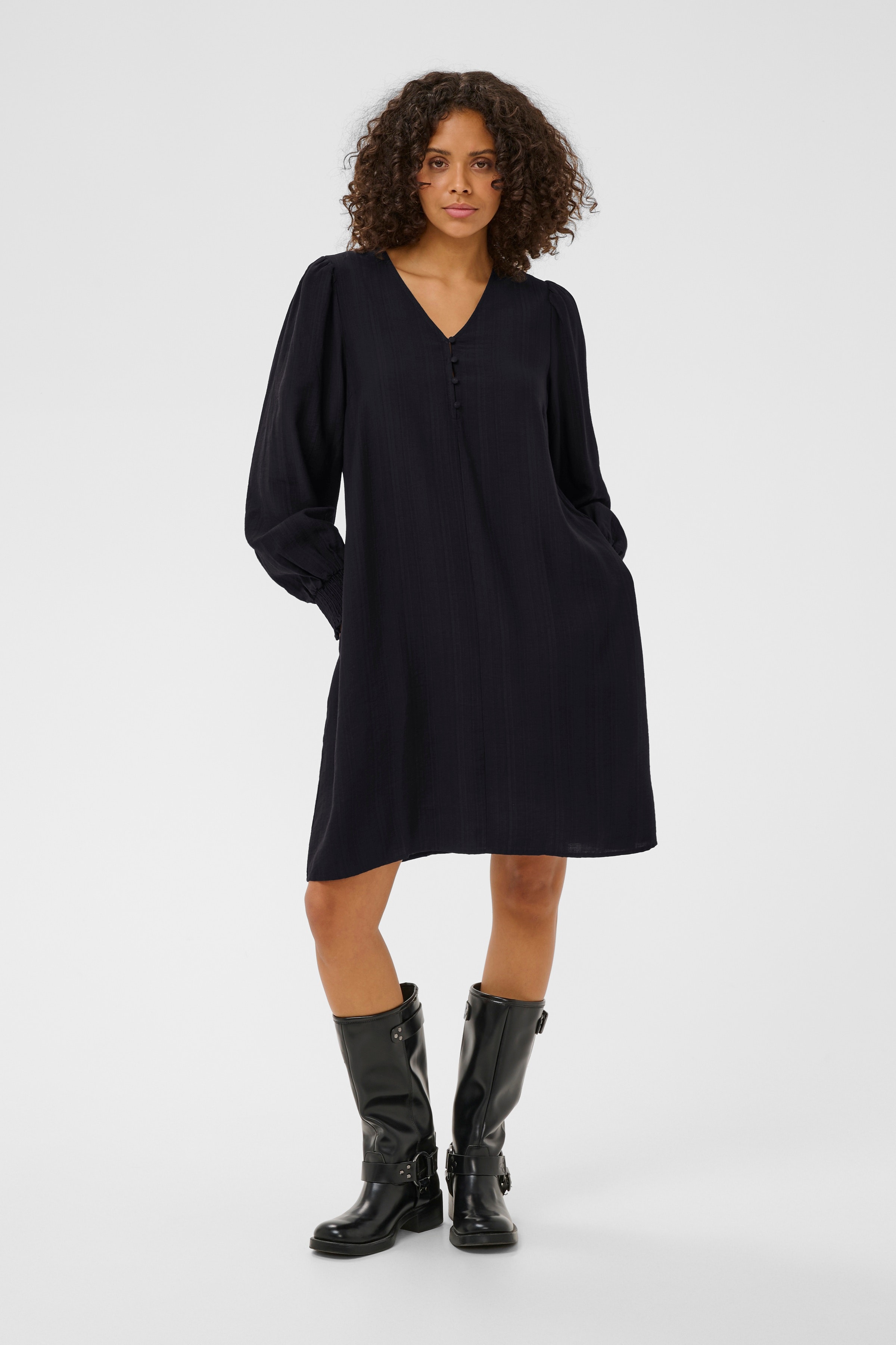 KAlufia Dress LOOKBOOK FRONT 10511105-100121