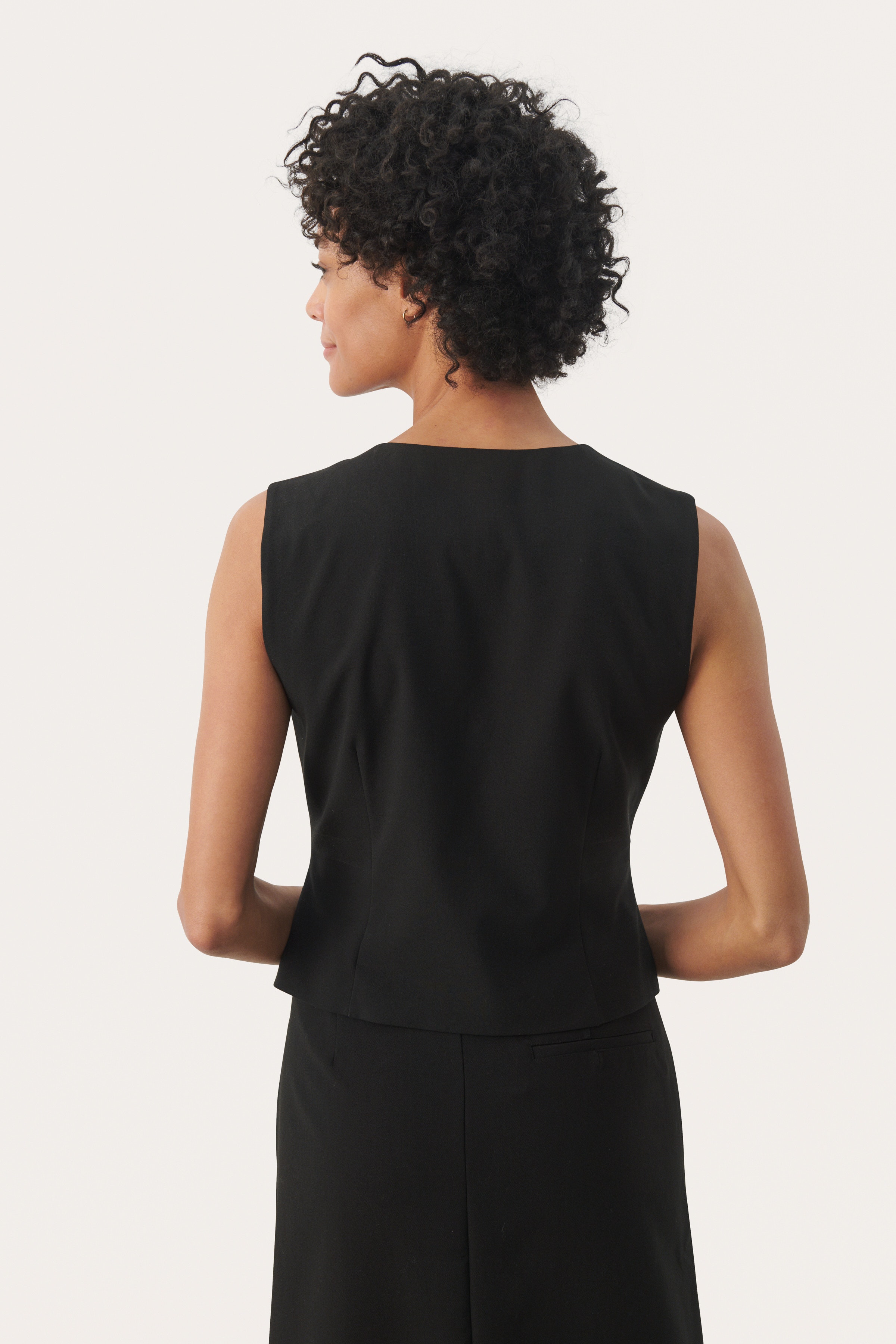 RikkePW Waistcoat LOOKBOOK BACK 30309030-194008