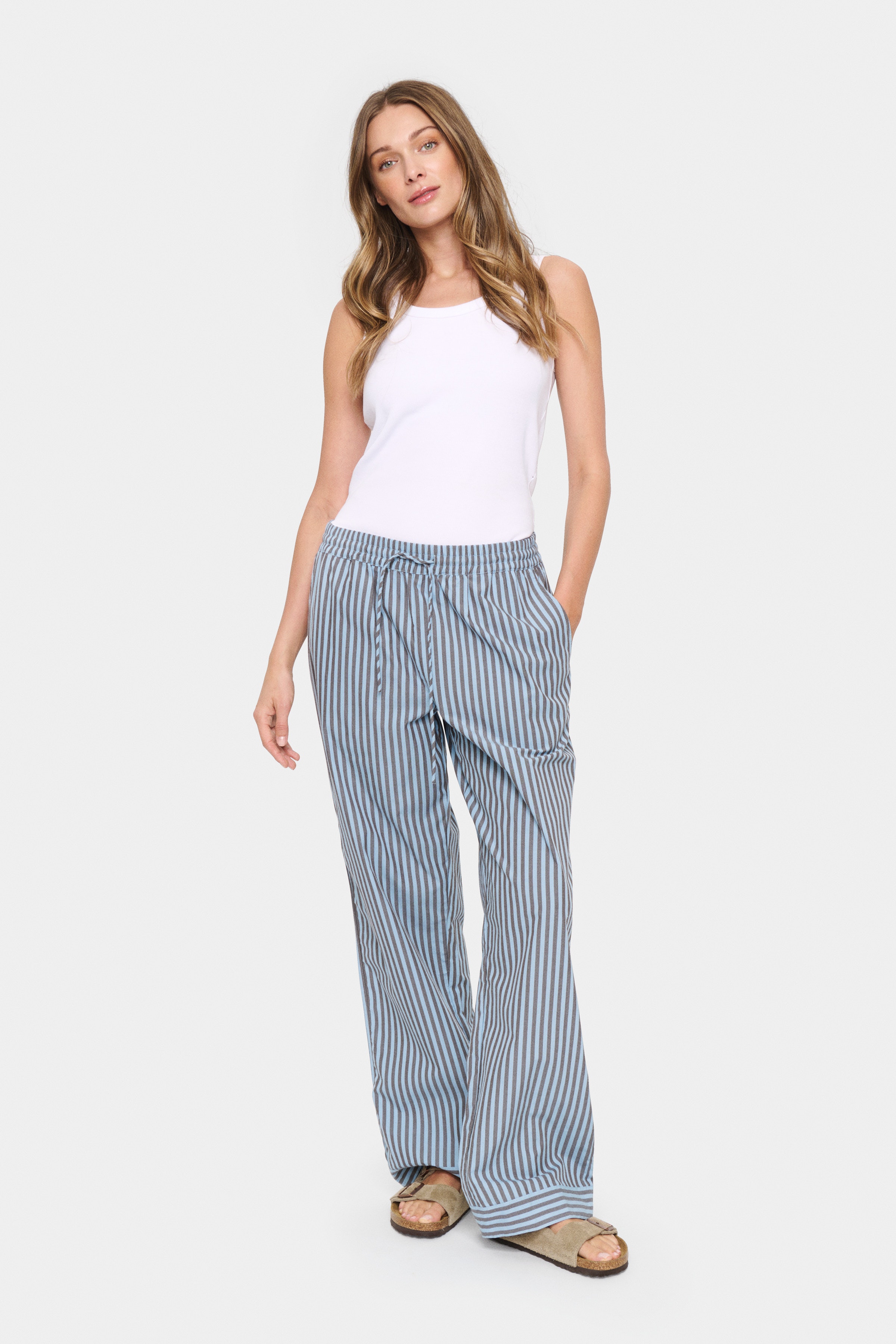 FiliaSZ Trousers LOOKBOOK FRONT 30513399-190912