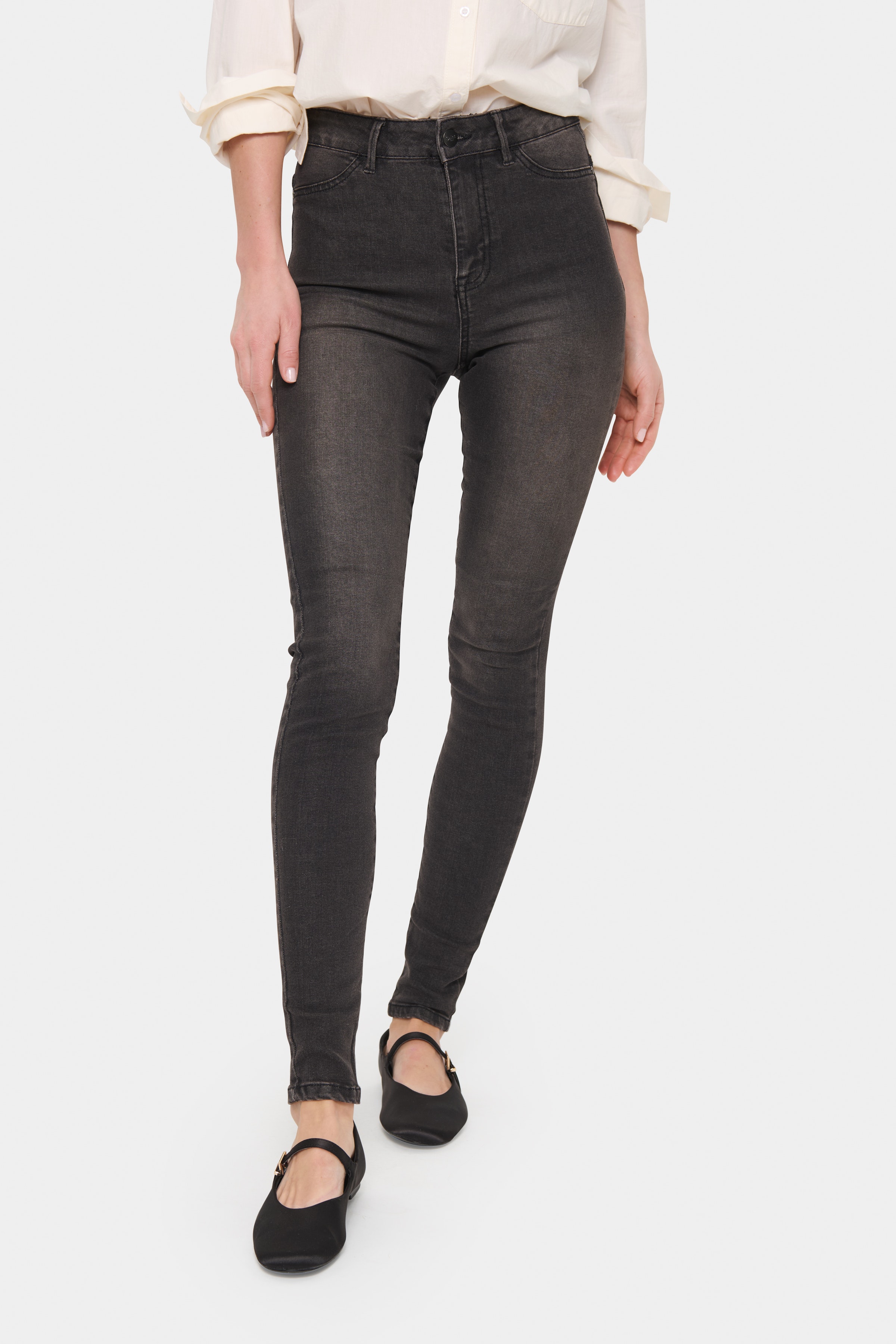 TinnaSZ Jeans LOOKBOOK FRONT 30510166-102D