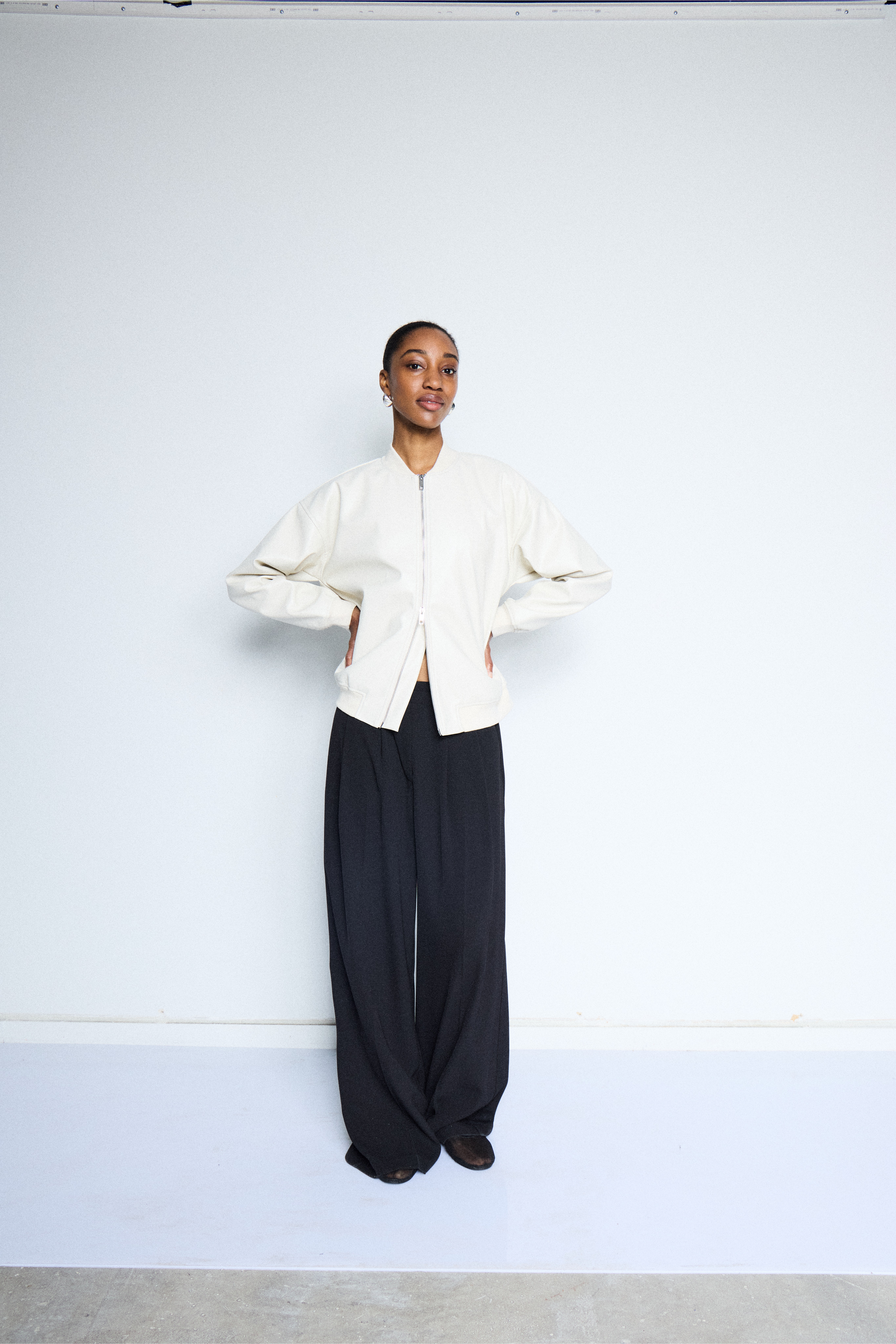 IHEZARTO Hose LOCATION NONE 20125071-194008