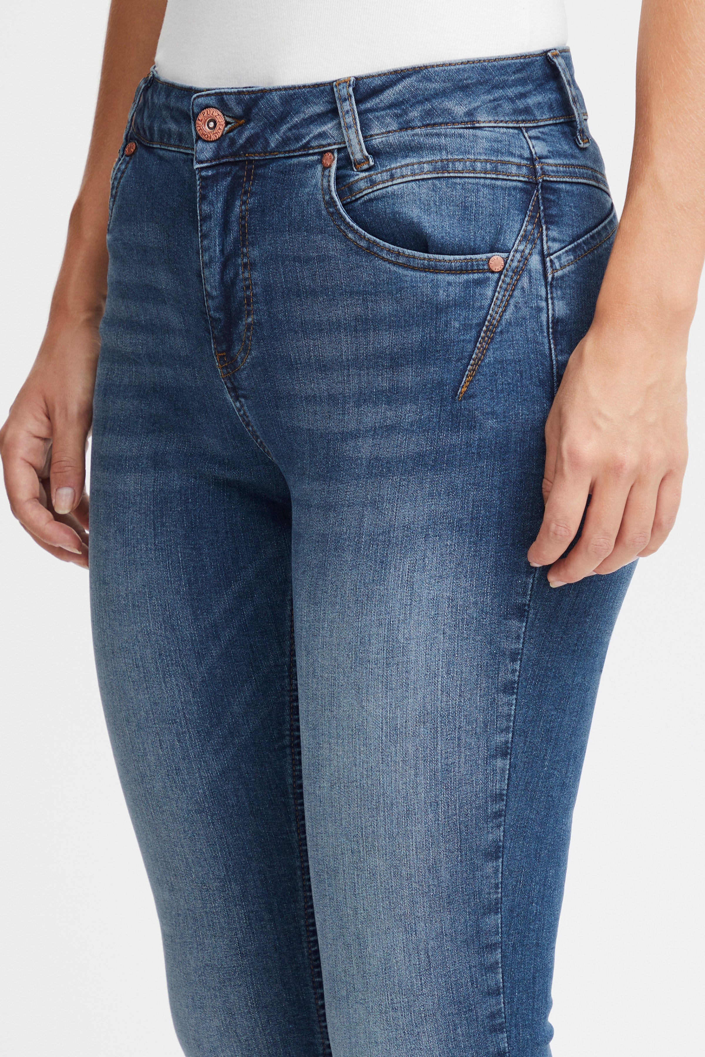 PZCARMEN Hw Jeans Skinny Leg LOOKBOOK DETAIL 50204829-5001901