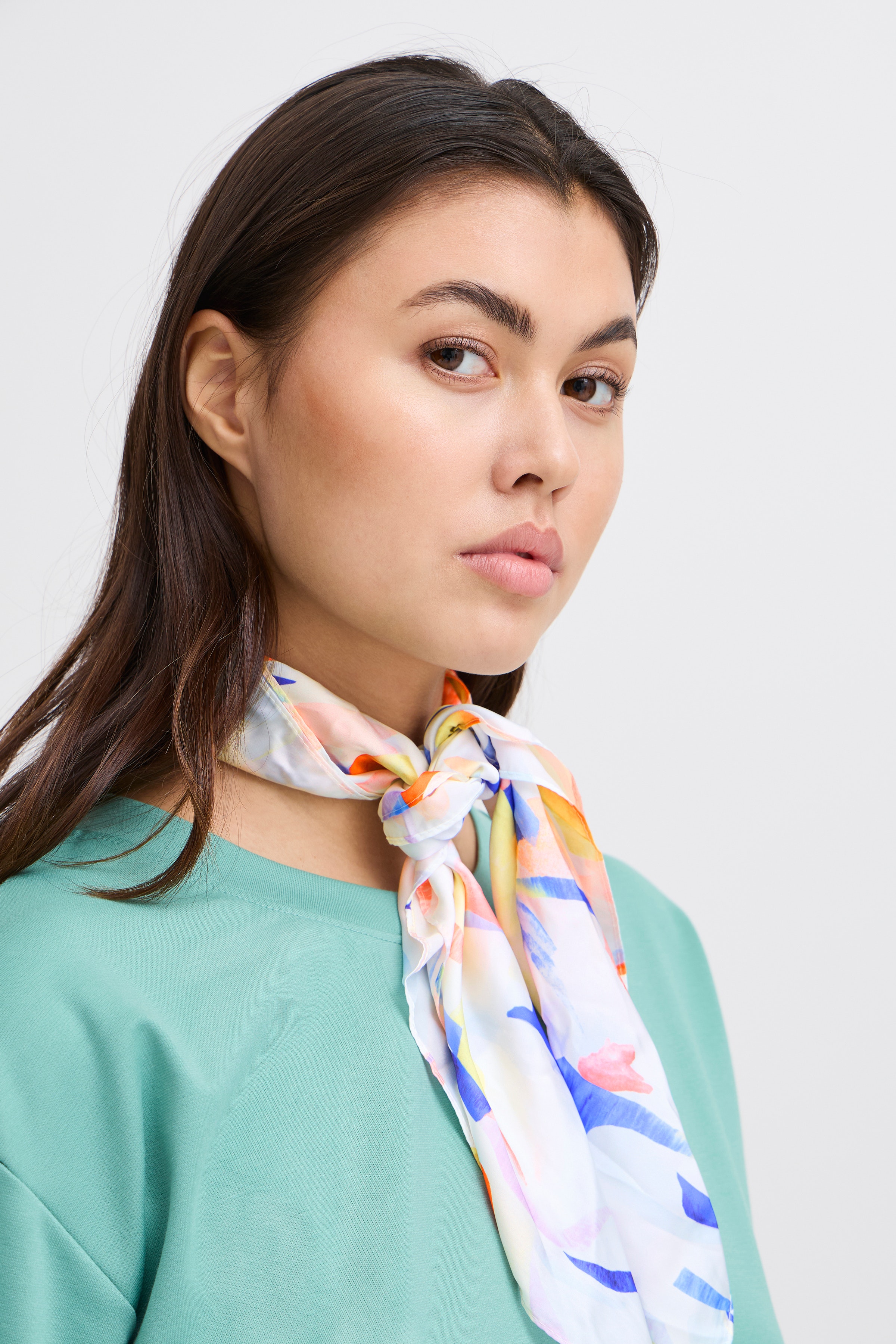 IASIOFRA Scarf LOOKBOOK FRONT 20122732-171564