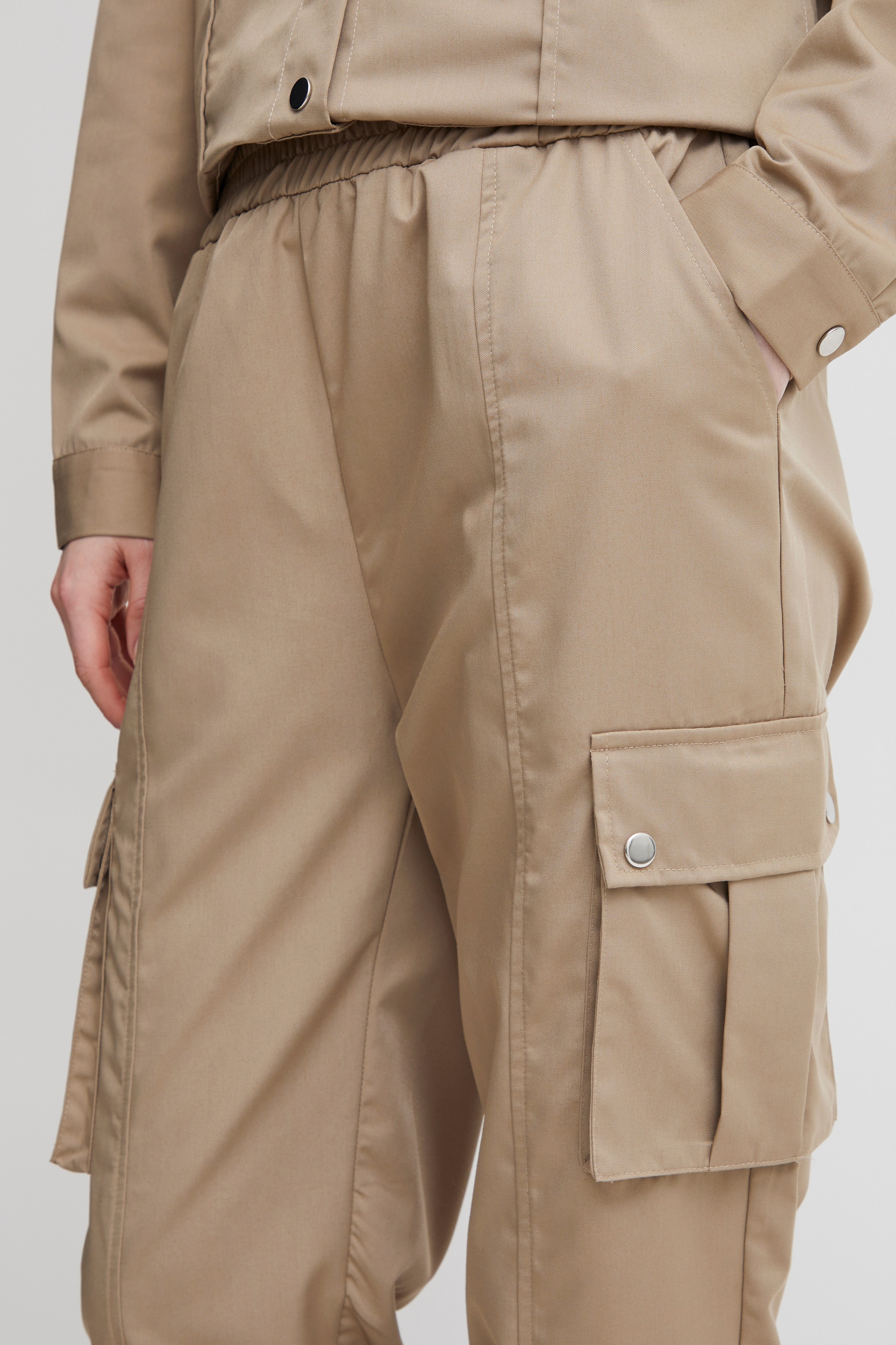FXCOVINA Byxor LOOKBOOK DETAIL 20613131-171320