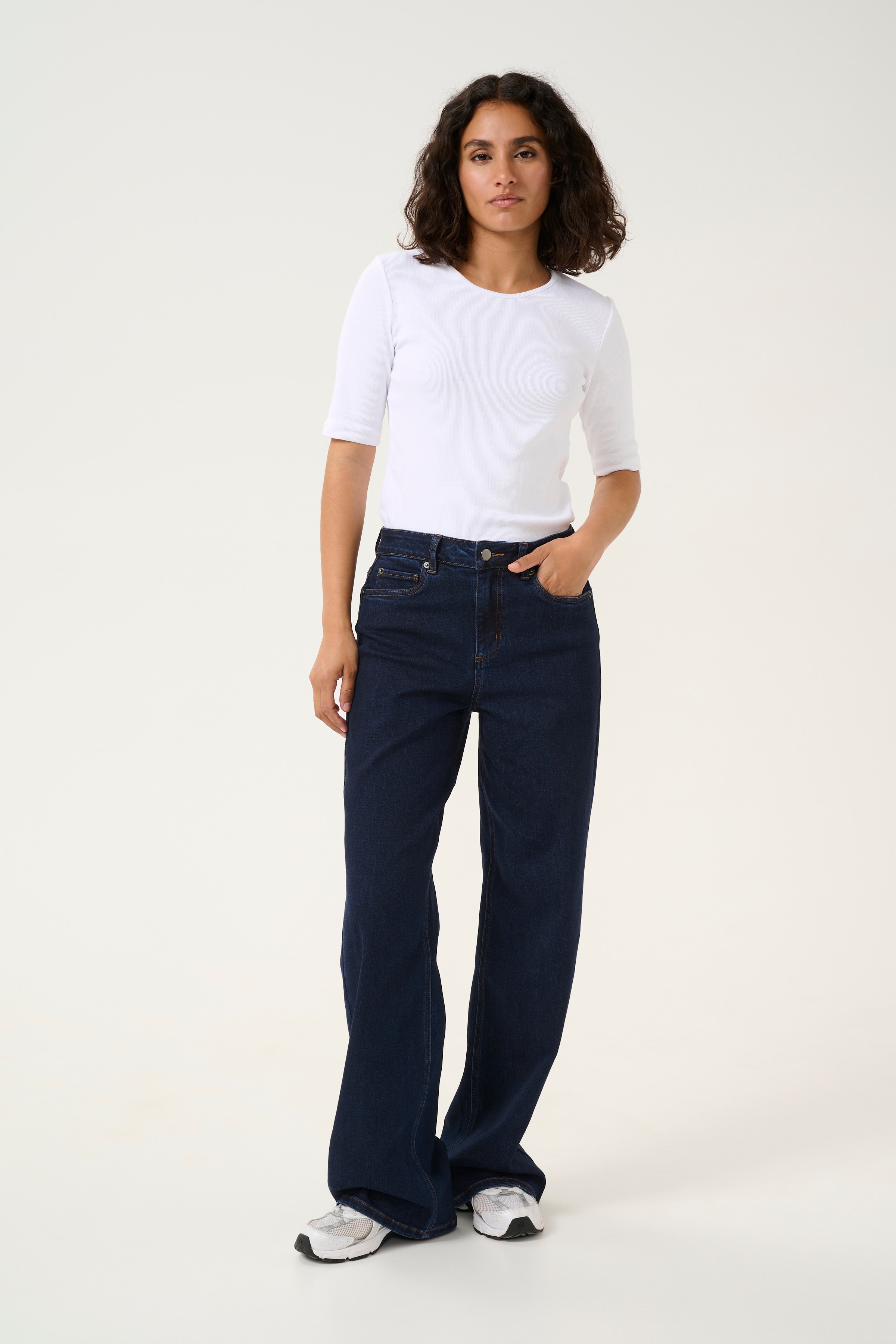 KAsinem Jeans LOOKBOOK FRONT 10509518-106360