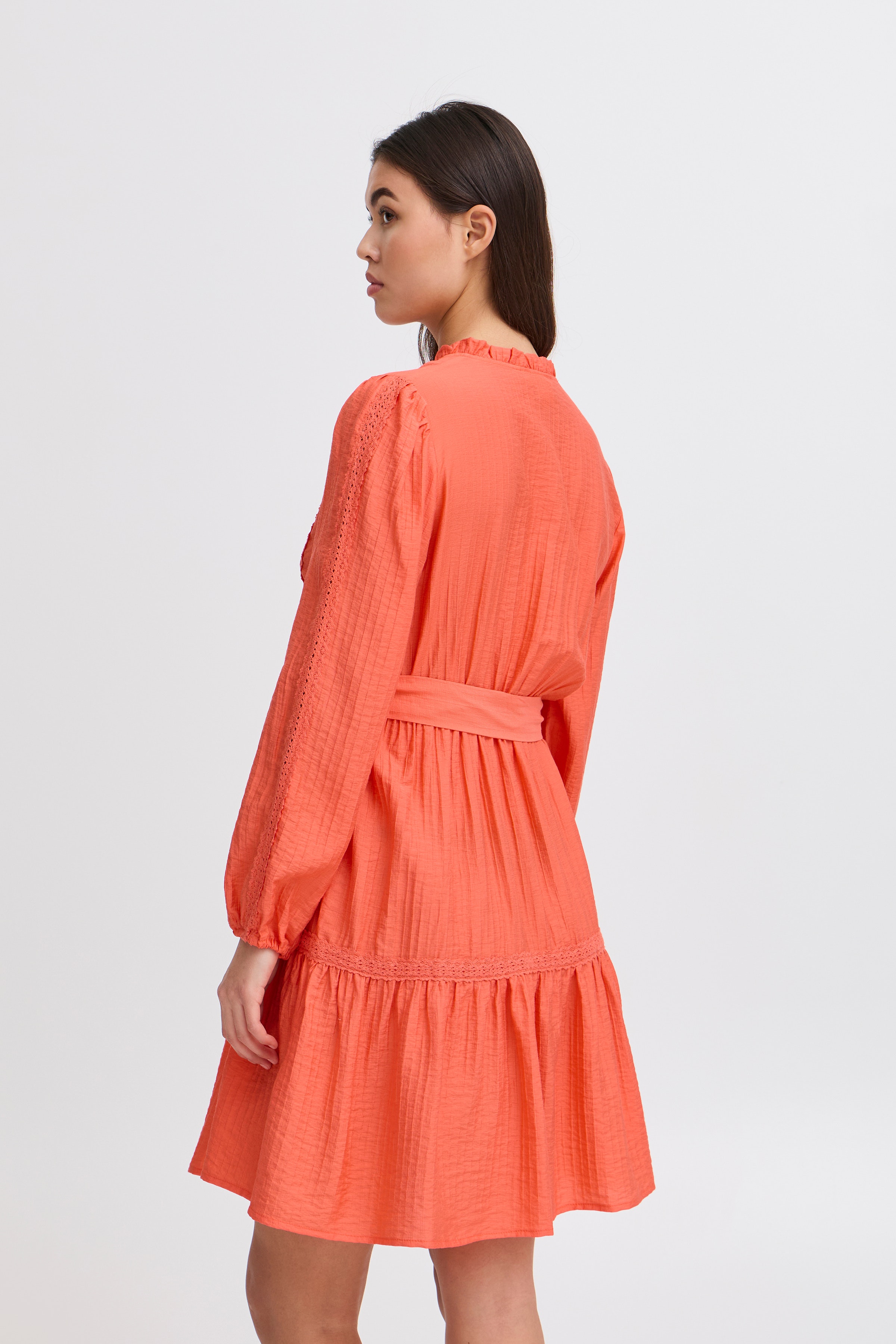 IHEVINA Kjole LOOKBOOK FRONT 20122441-171656