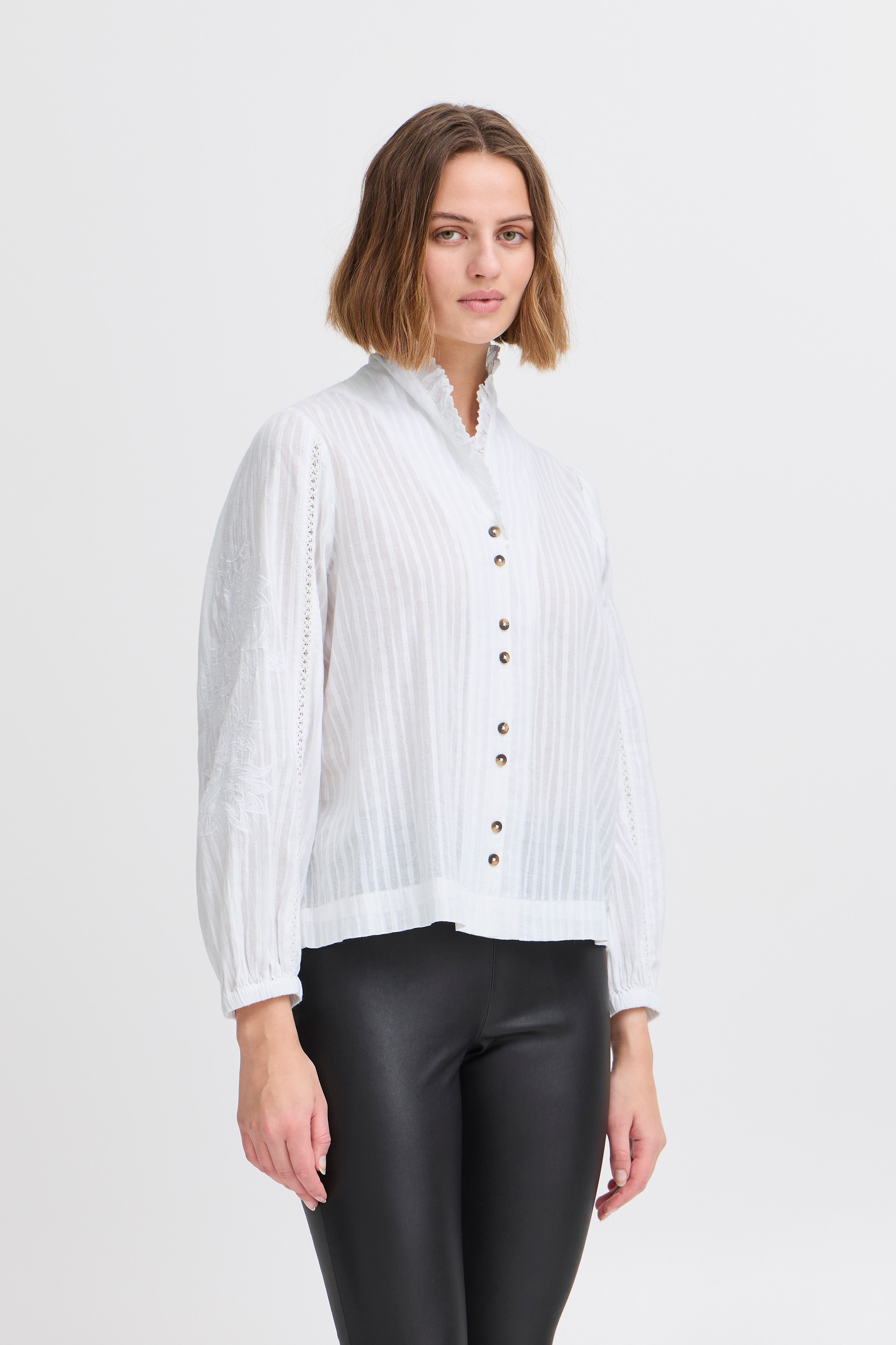 Long sleeved shirt LOOKBOOK FRONT 20122038-110602