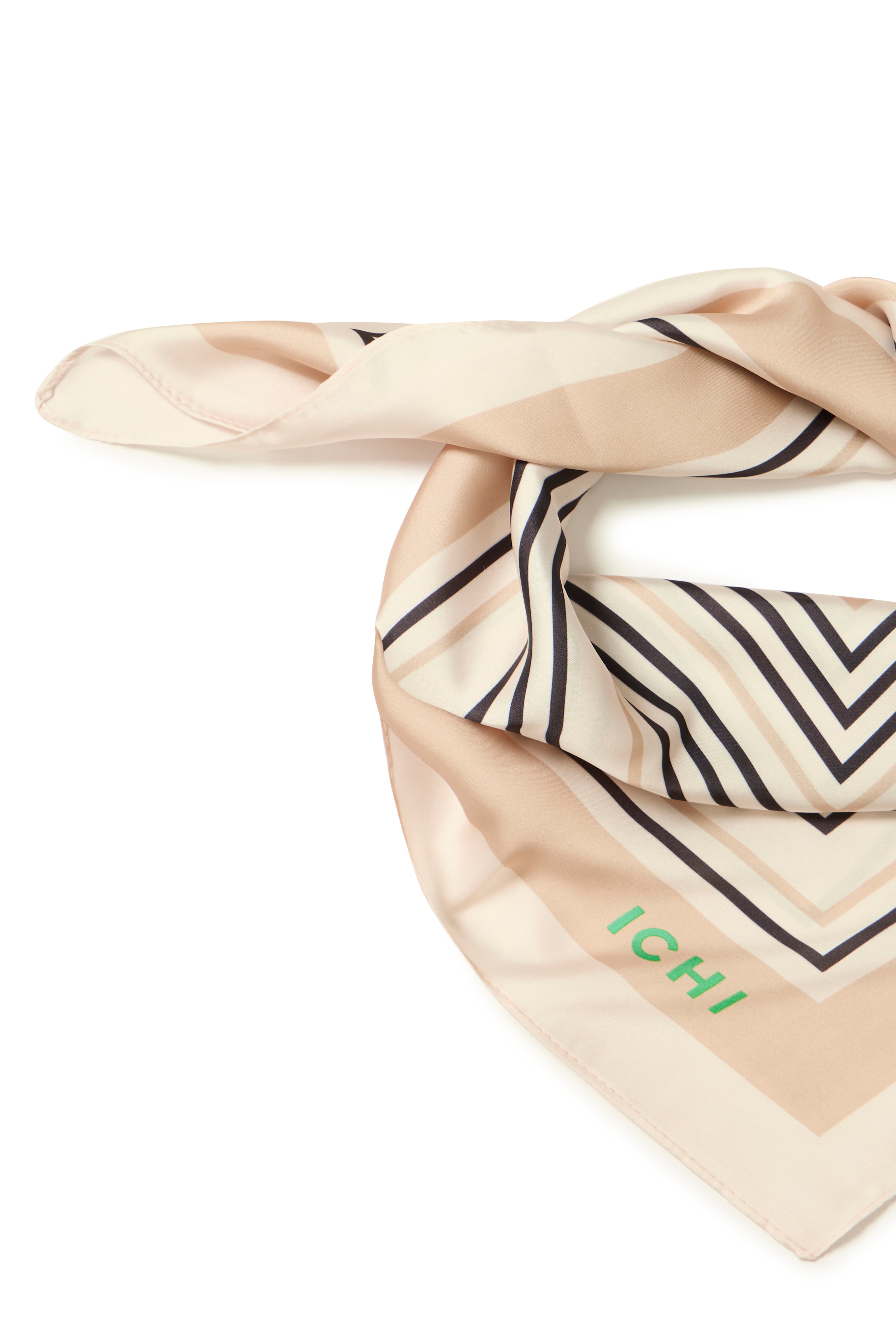 IAJLA Tuch PACK DETAIL 20125328-161212