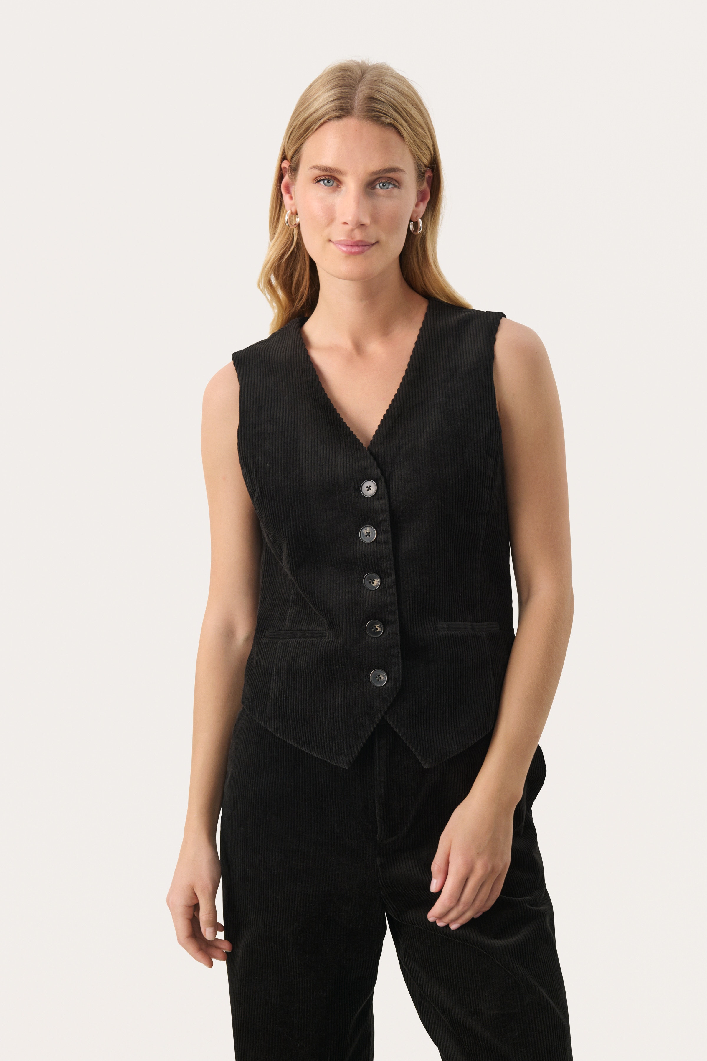 LinkaPW waistcoat LOOKBOOK FRONT 30308909-194008