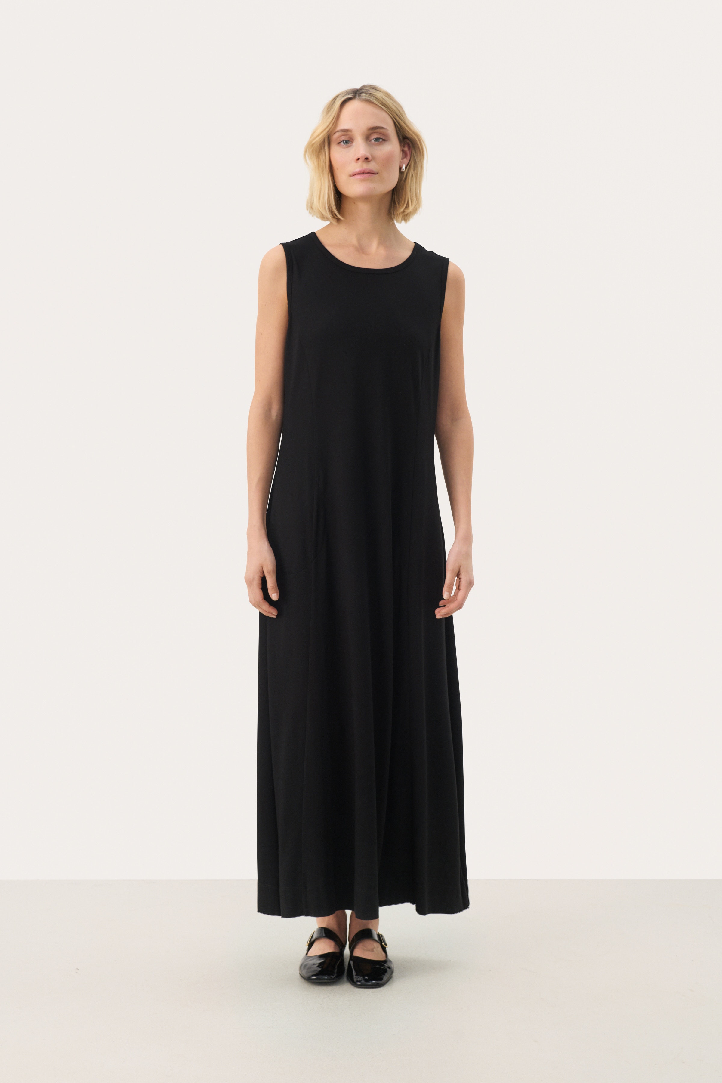 ThelmaPW Klänning LOOKBOOK FRONT 30309845-194008