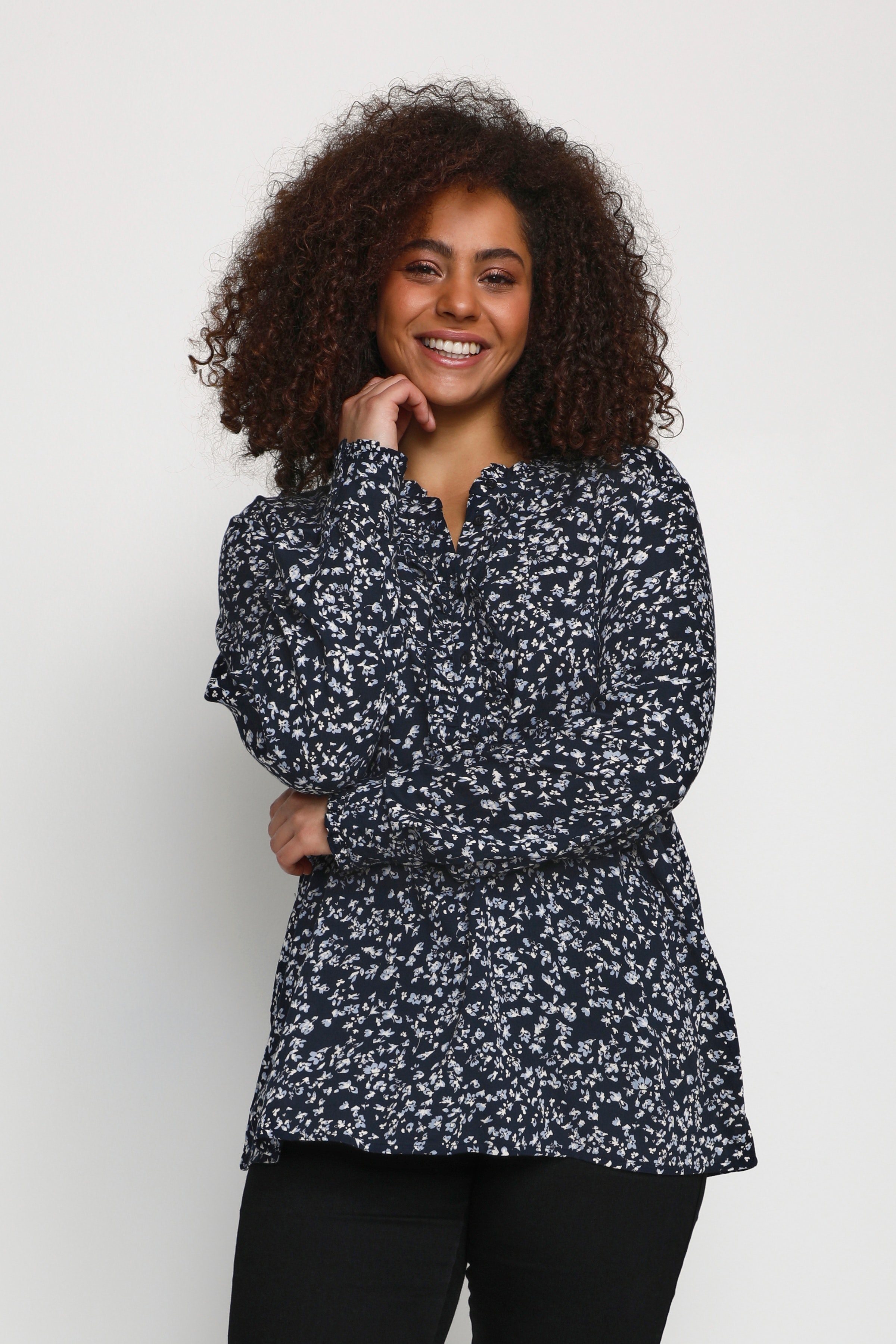 KCviba Blouse with long sleeve LOOKBOOK FRONT 10581015-103190