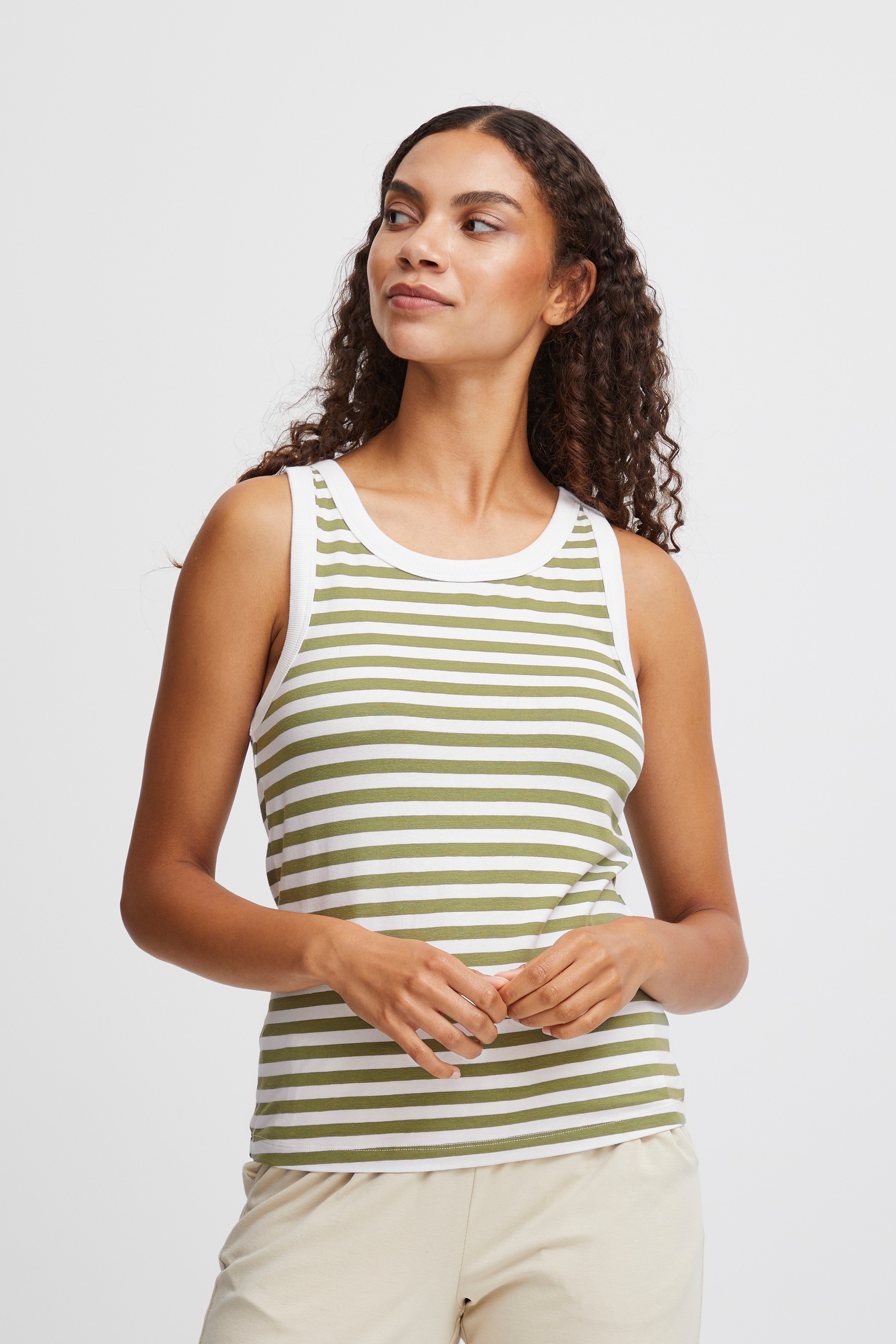 BYPANDINNA Top LOOKBOOK FRONT 20814997-200814