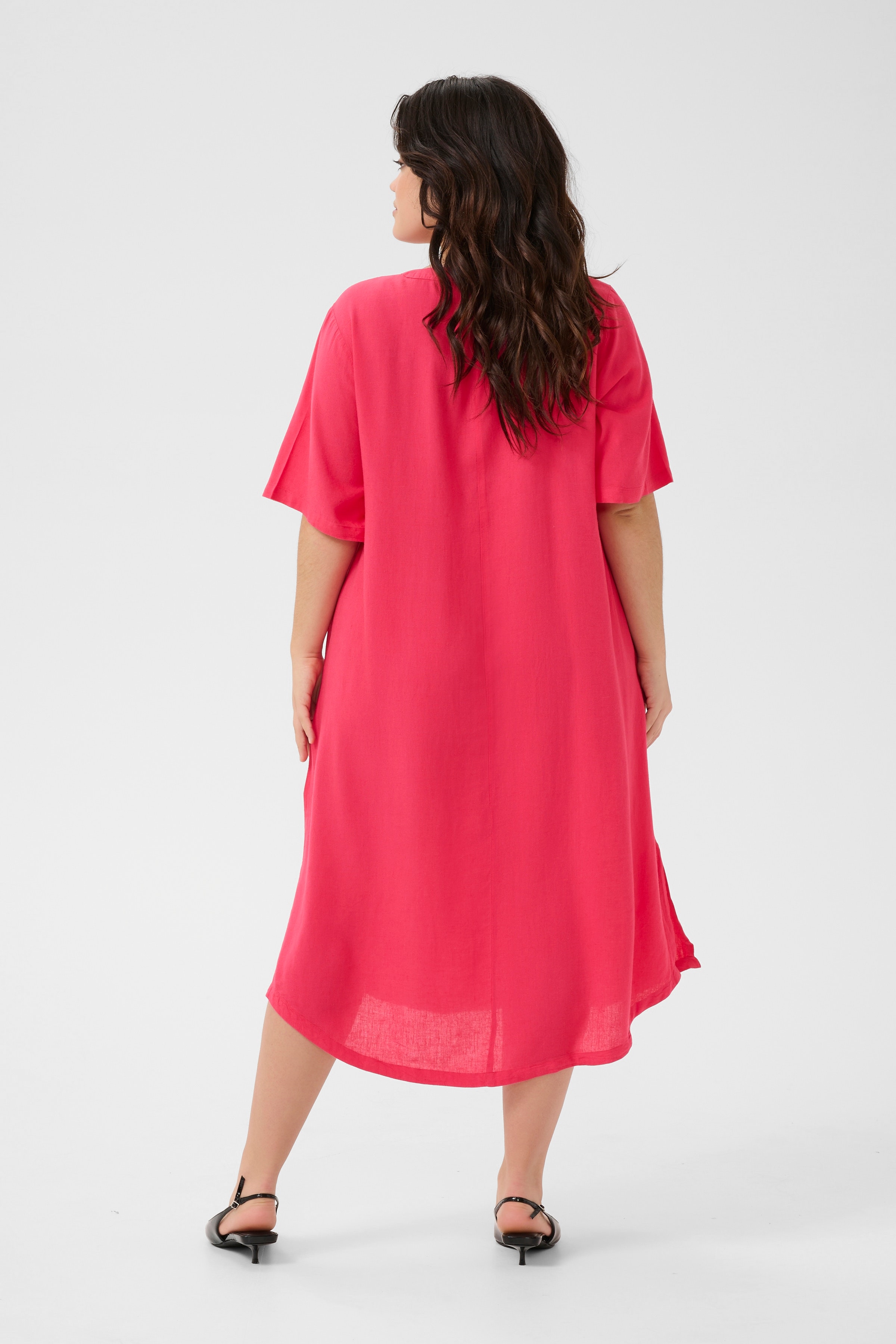 KCmille Linen dress LOOKBOOK BACK 10582218-181754