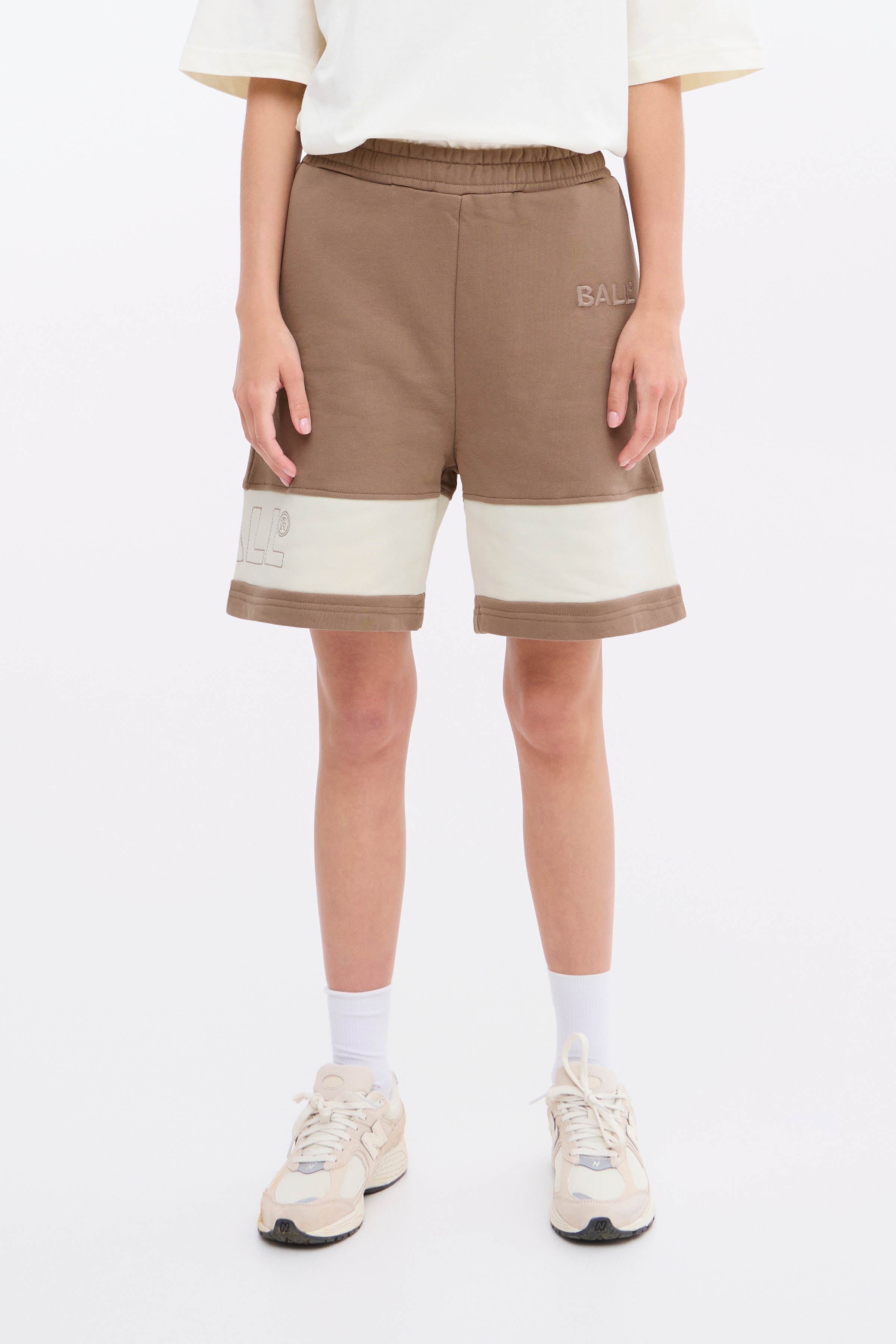 BALL CPH CHAIN SWEAT SHORTS LOOKBOOK FRONT 50405209-B1012