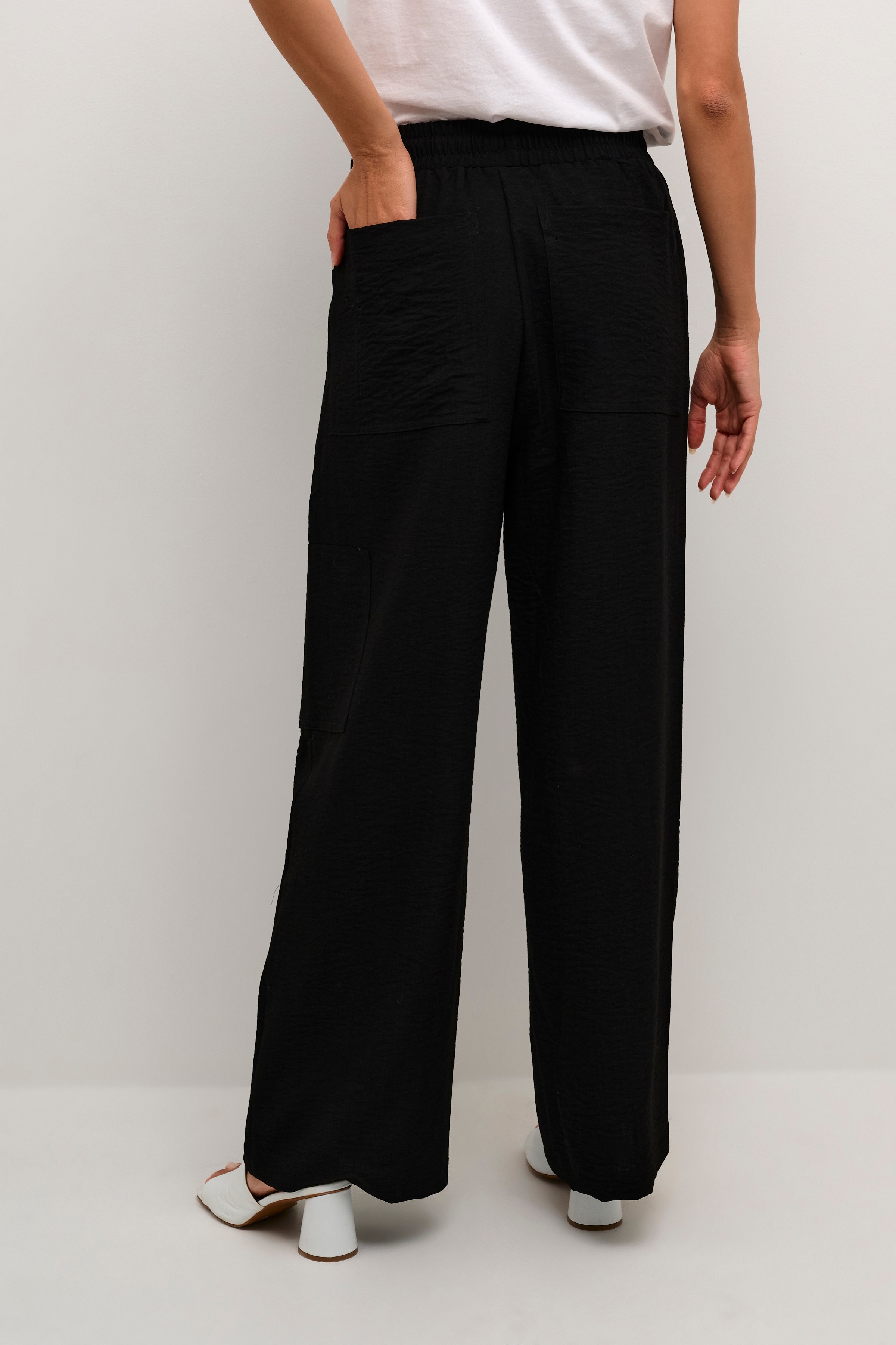 KAelenor Trousers LOOKBOOK BACK 10508792-100121