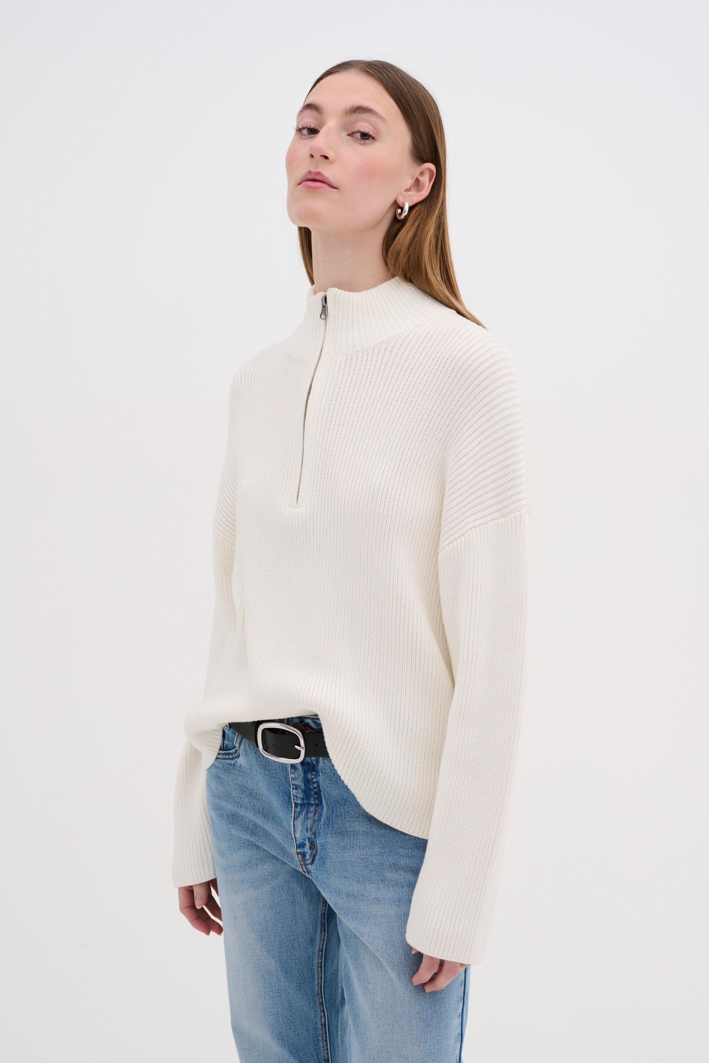 AllyMW Knitted pullover LOOKBOOK FRONT 10704614-110602
