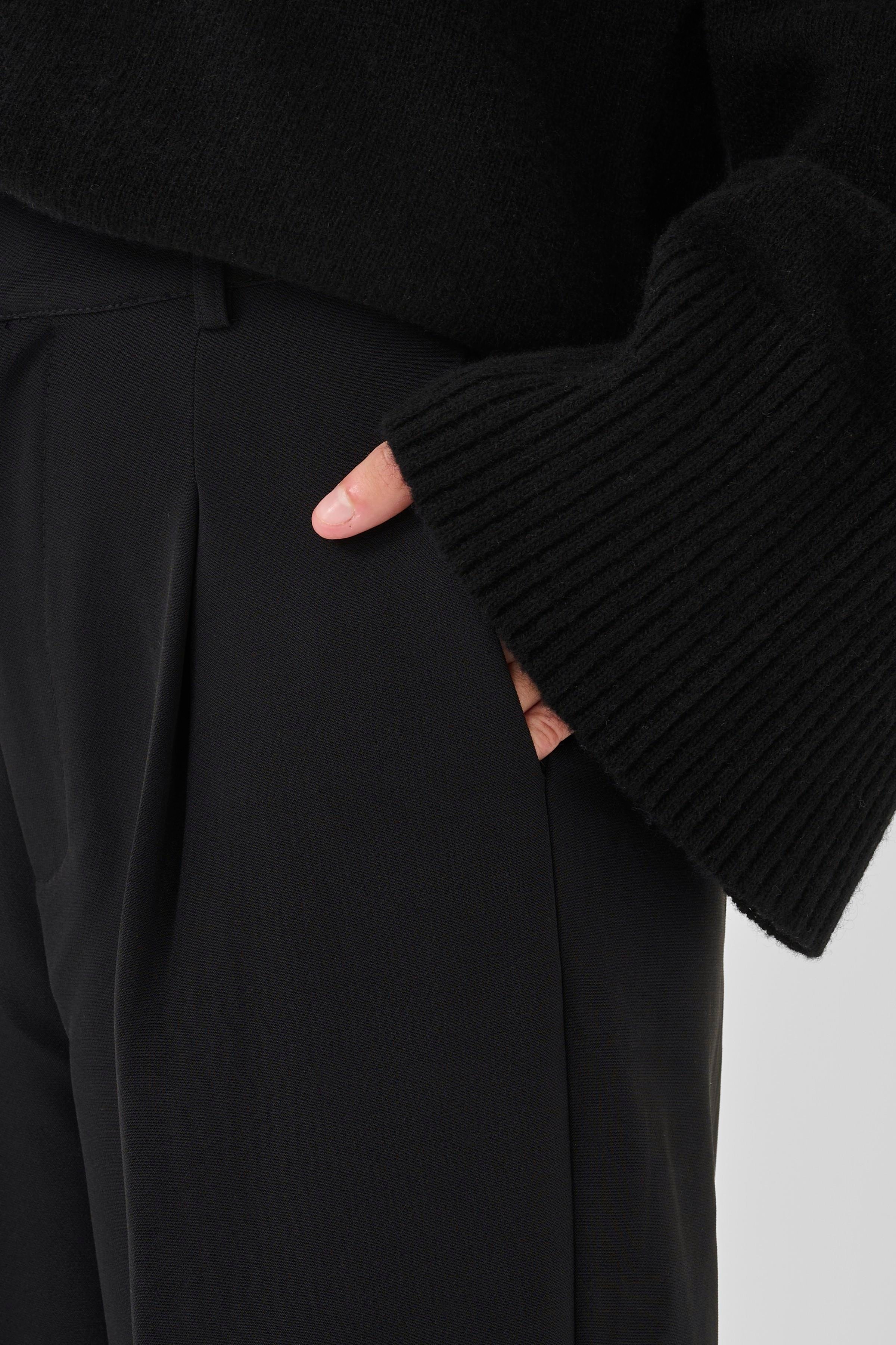 28 THE TAILORED HIGH PANT LOOKBOOK DETAIL 10705542-100031