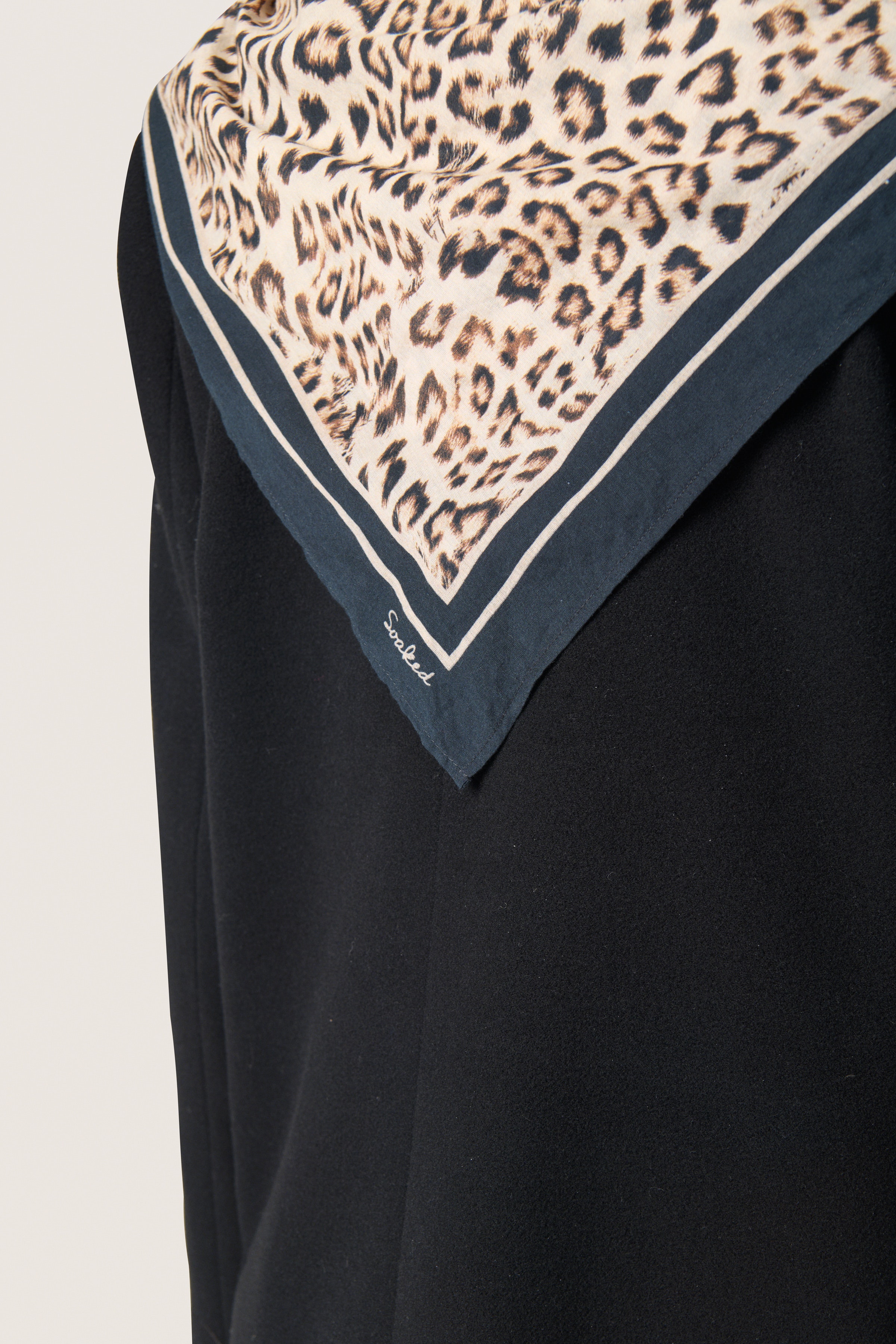 SLElkie Tuch LOOKBOOK DETAIL 30408481-304037