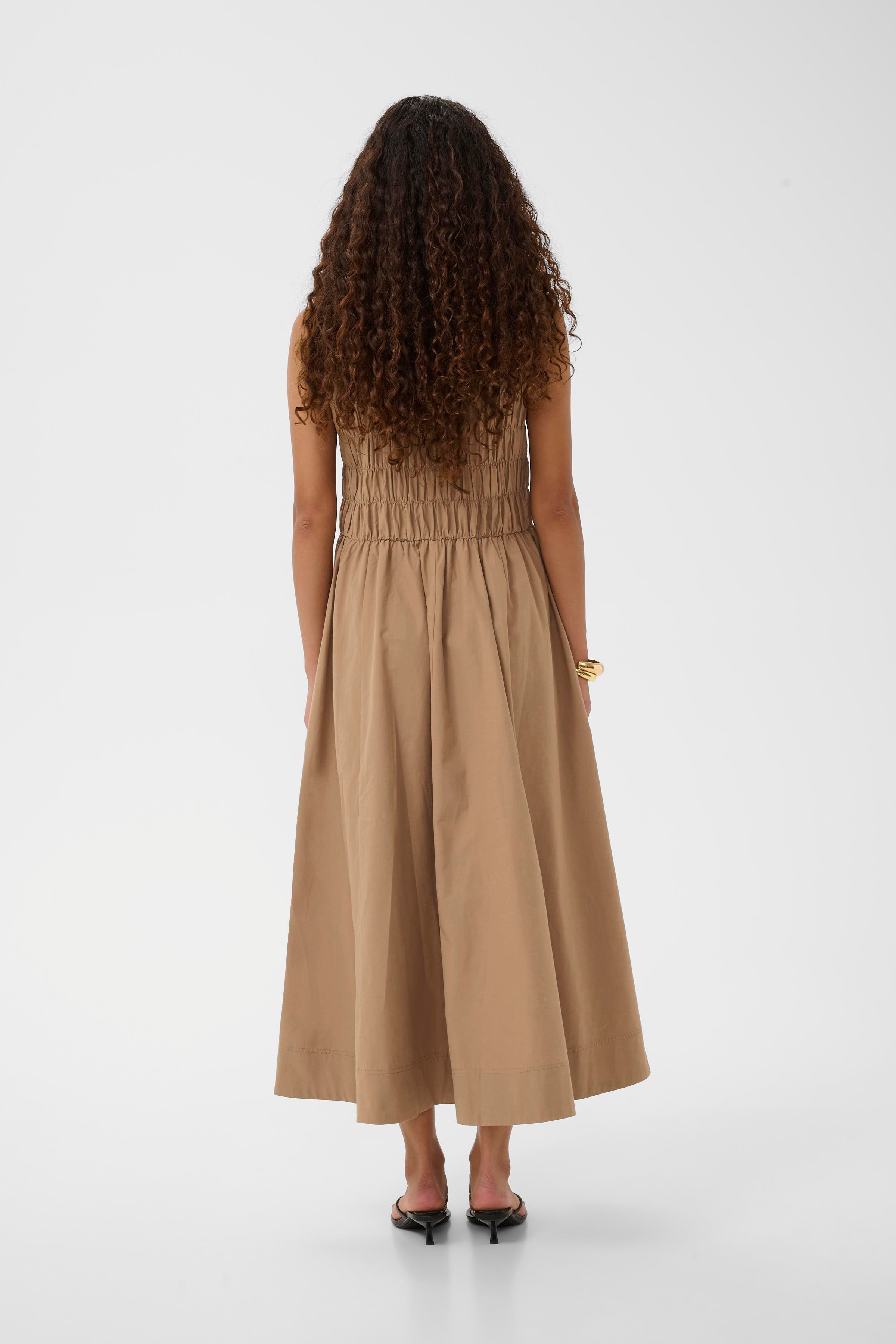 YachiIW Klänning LOOKBOOK BACK 30106430-171319