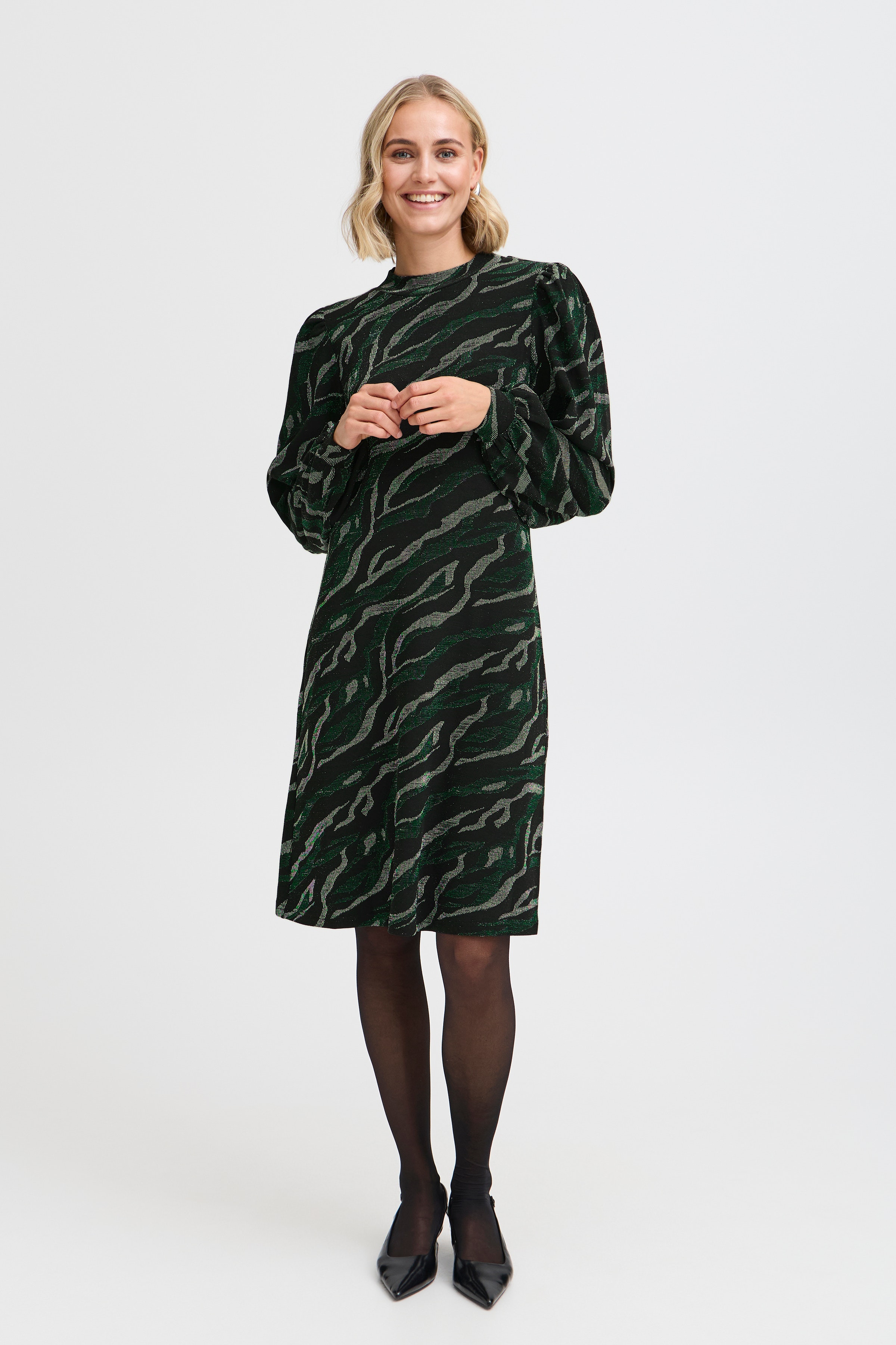 FRCALYPSO Kjole LOOKBOOK FRONT 20614971-201025