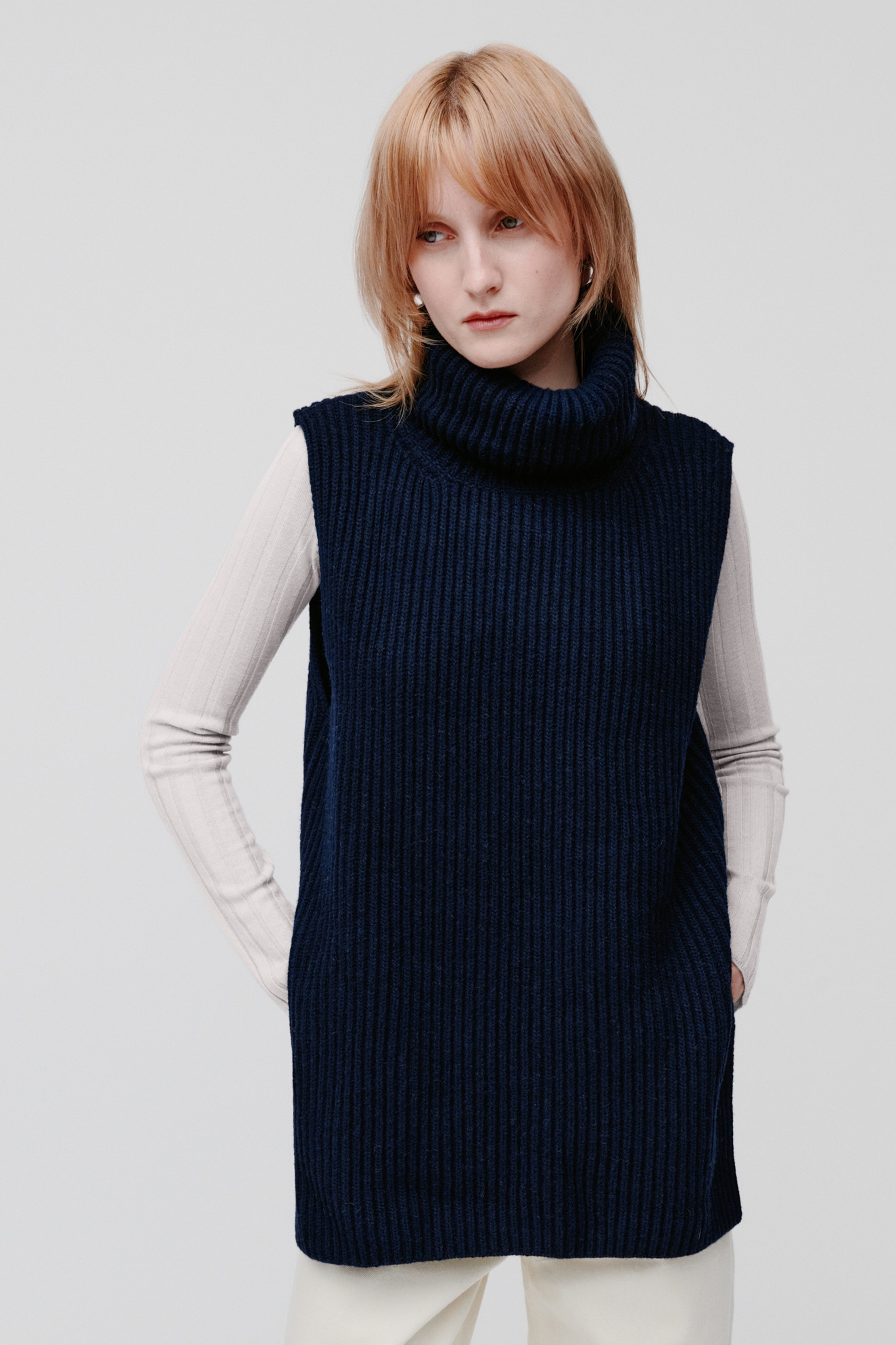 KYOMI VEST LOOKBOOK FRONT 30600508-BL900