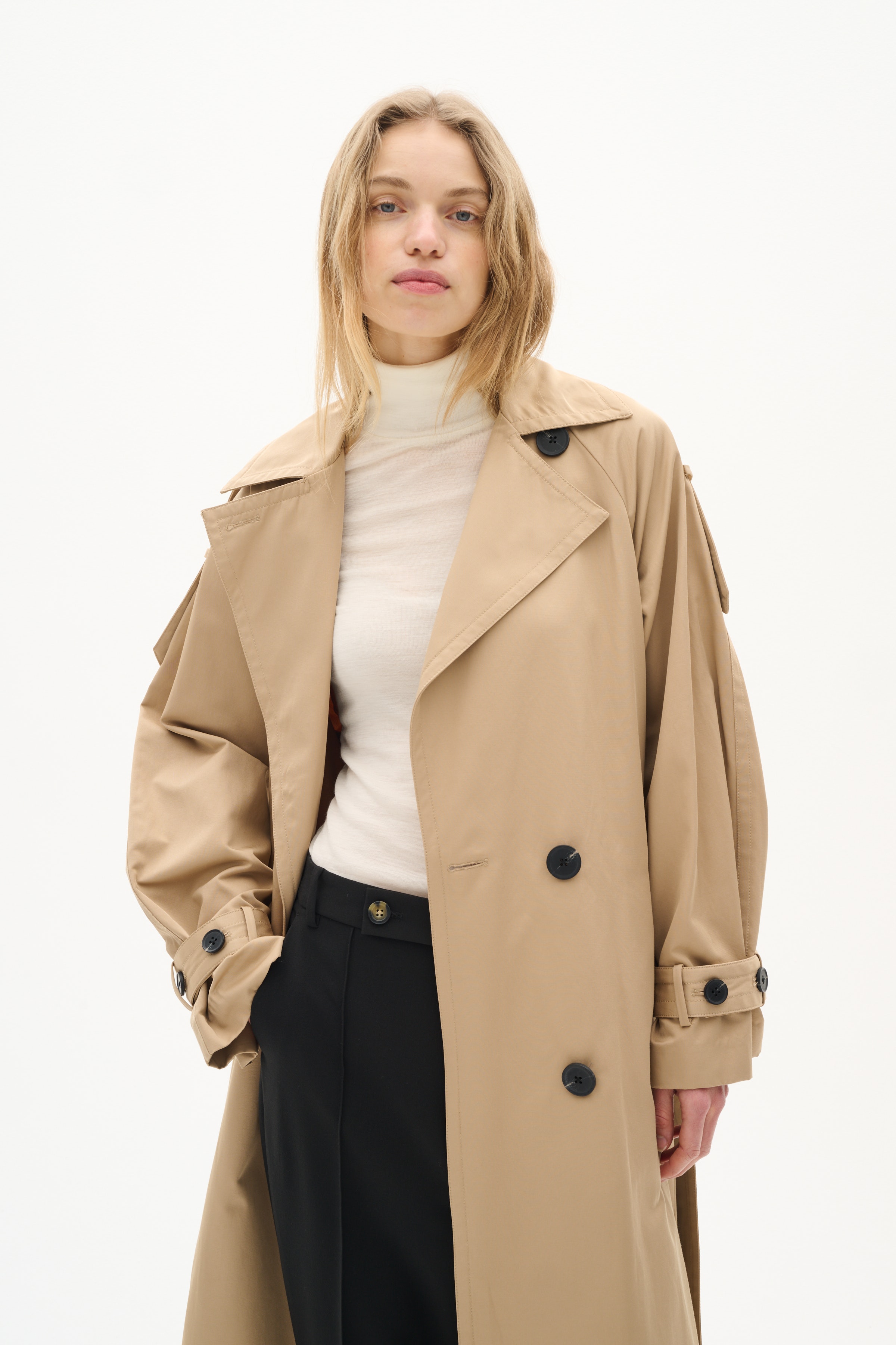 UmayaIW Trenchcoat LOOKBOOK FRONT 30110020-171320