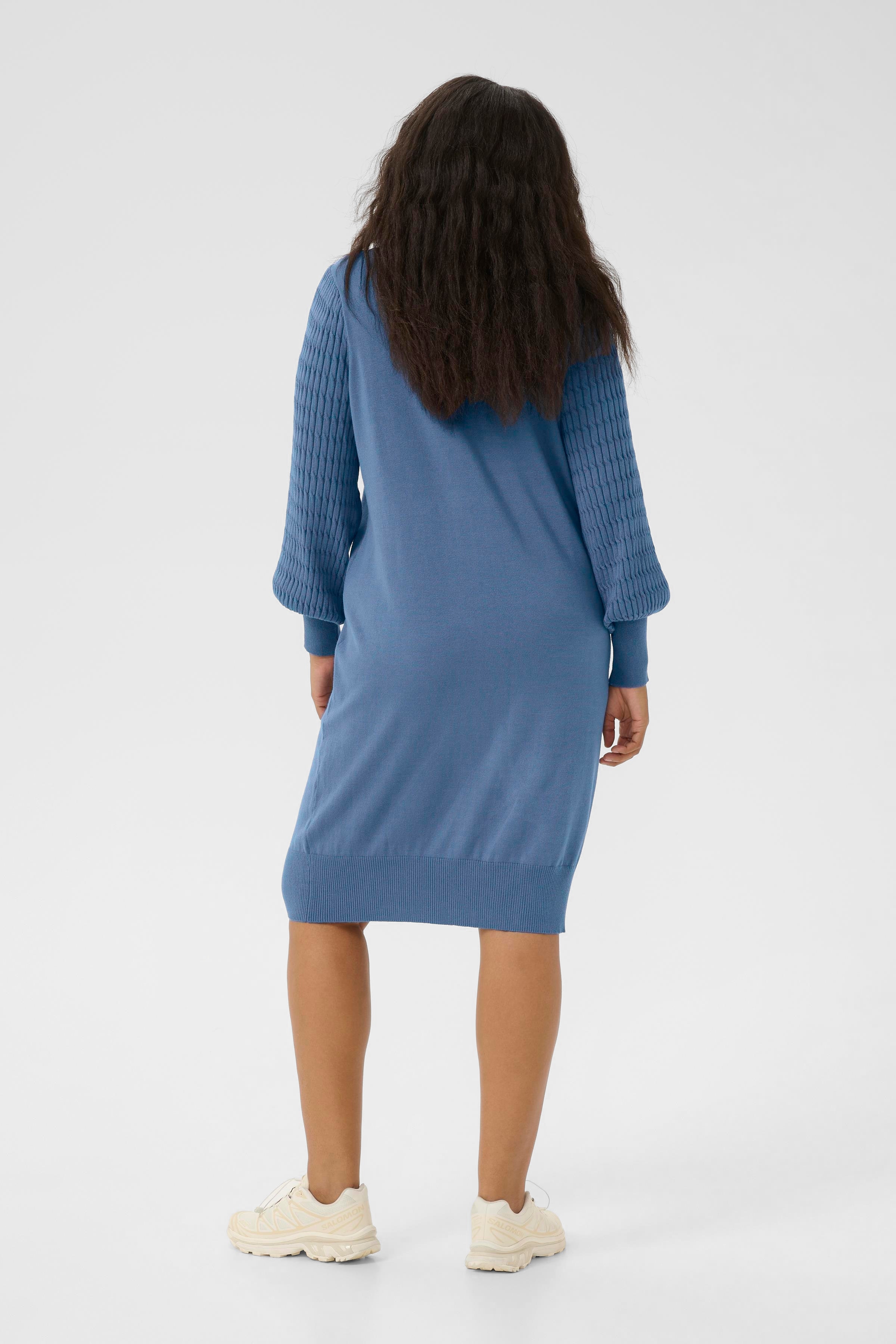 KClini Kleid LOOKBOOK BACK 10582597-184028