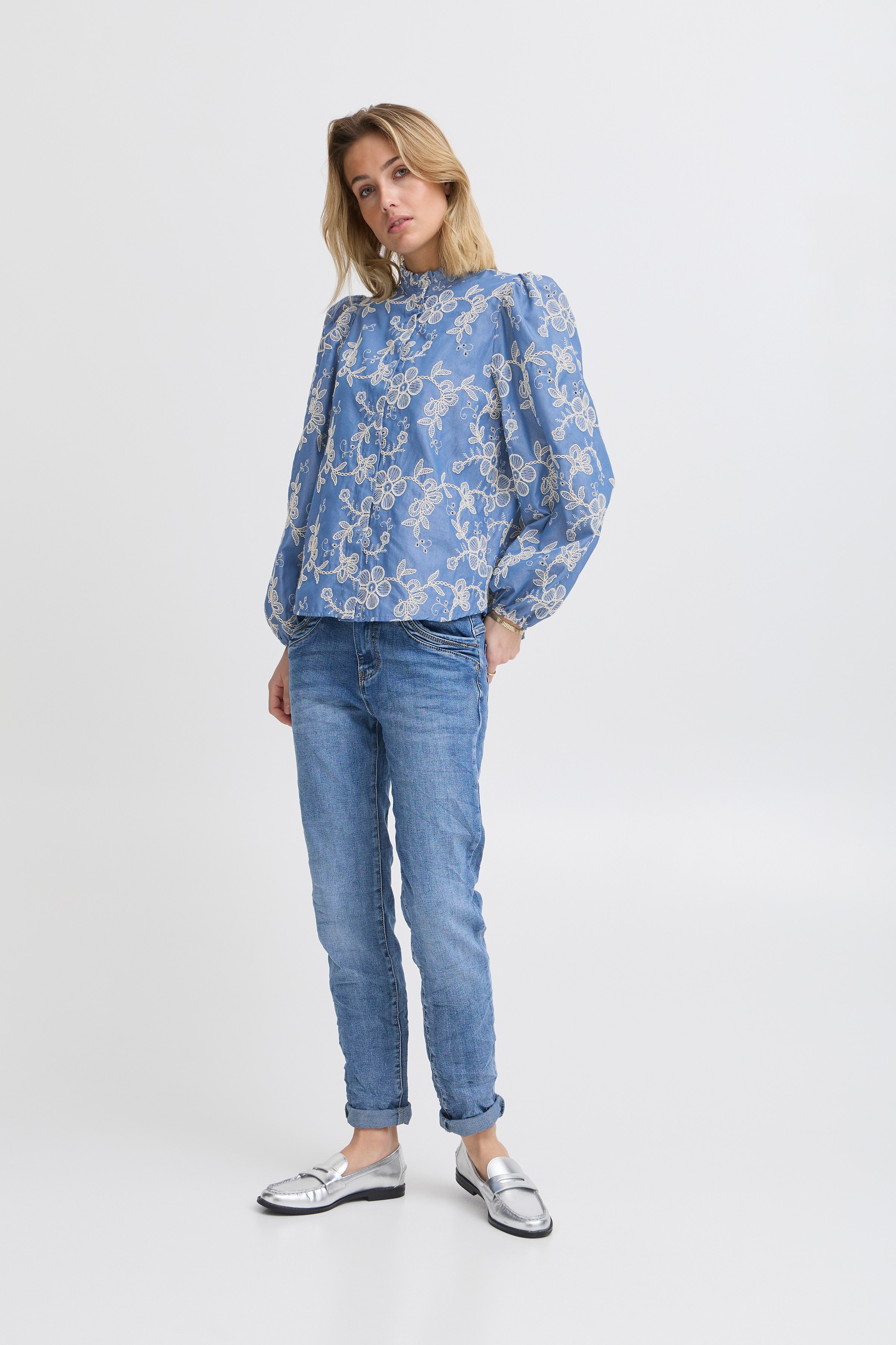 SBGITTA Blouse LOOKBOOK FRONT 22100907-203403