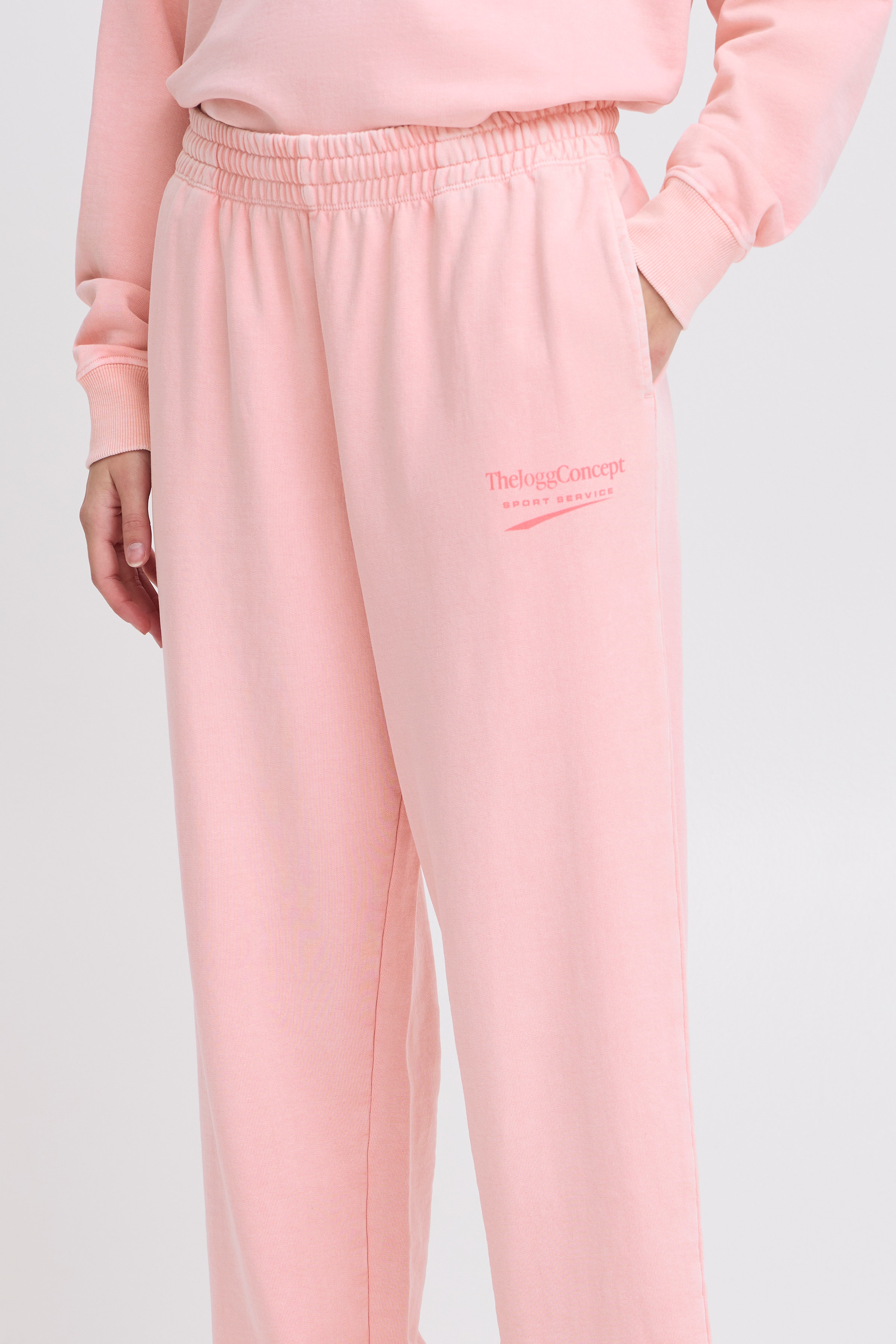 JCRUBI Jerseybuks LOOKBOOK DETAIL 22800801-132006