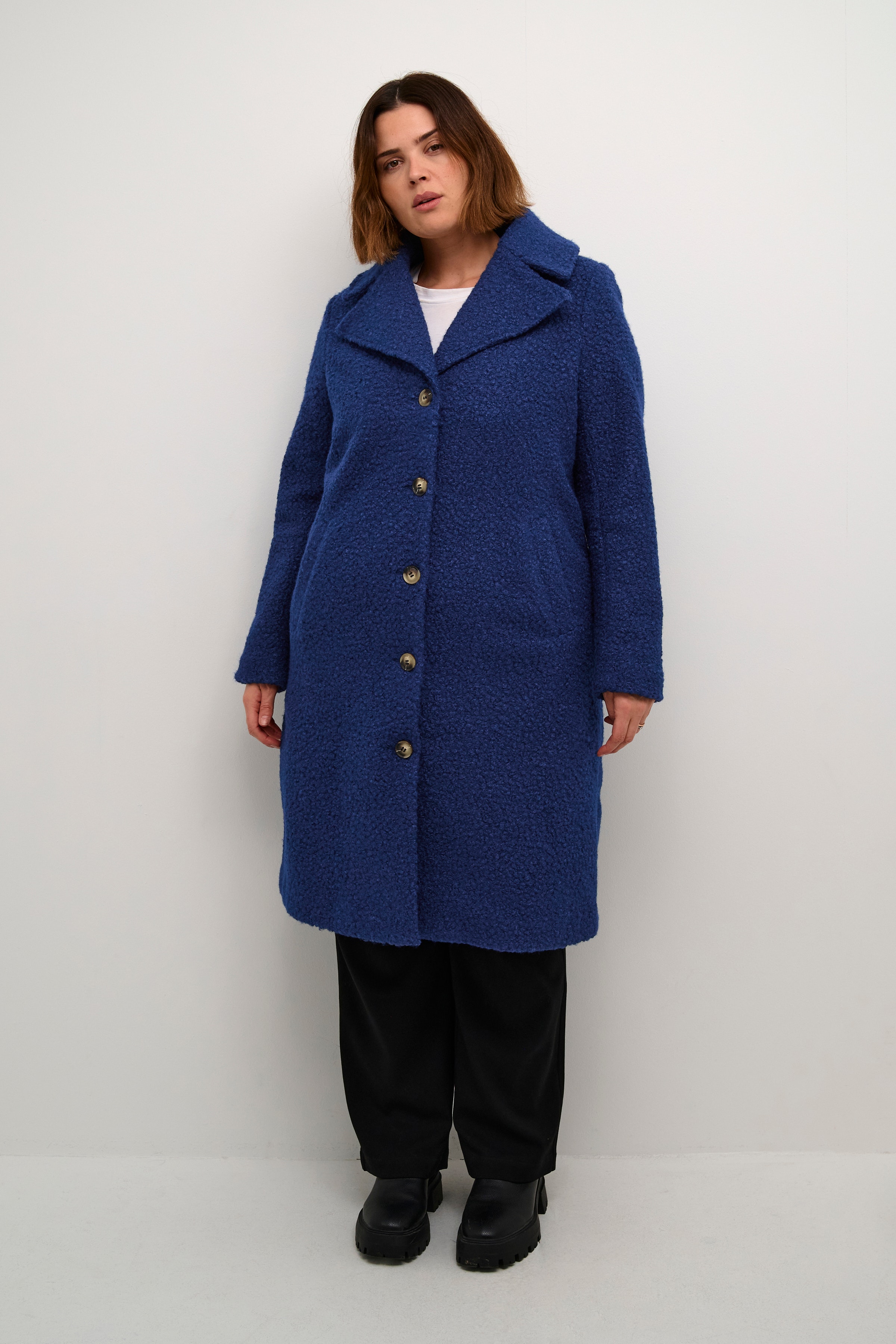 KCanni Coat LOOKBOOK FRONT 10581142-193942