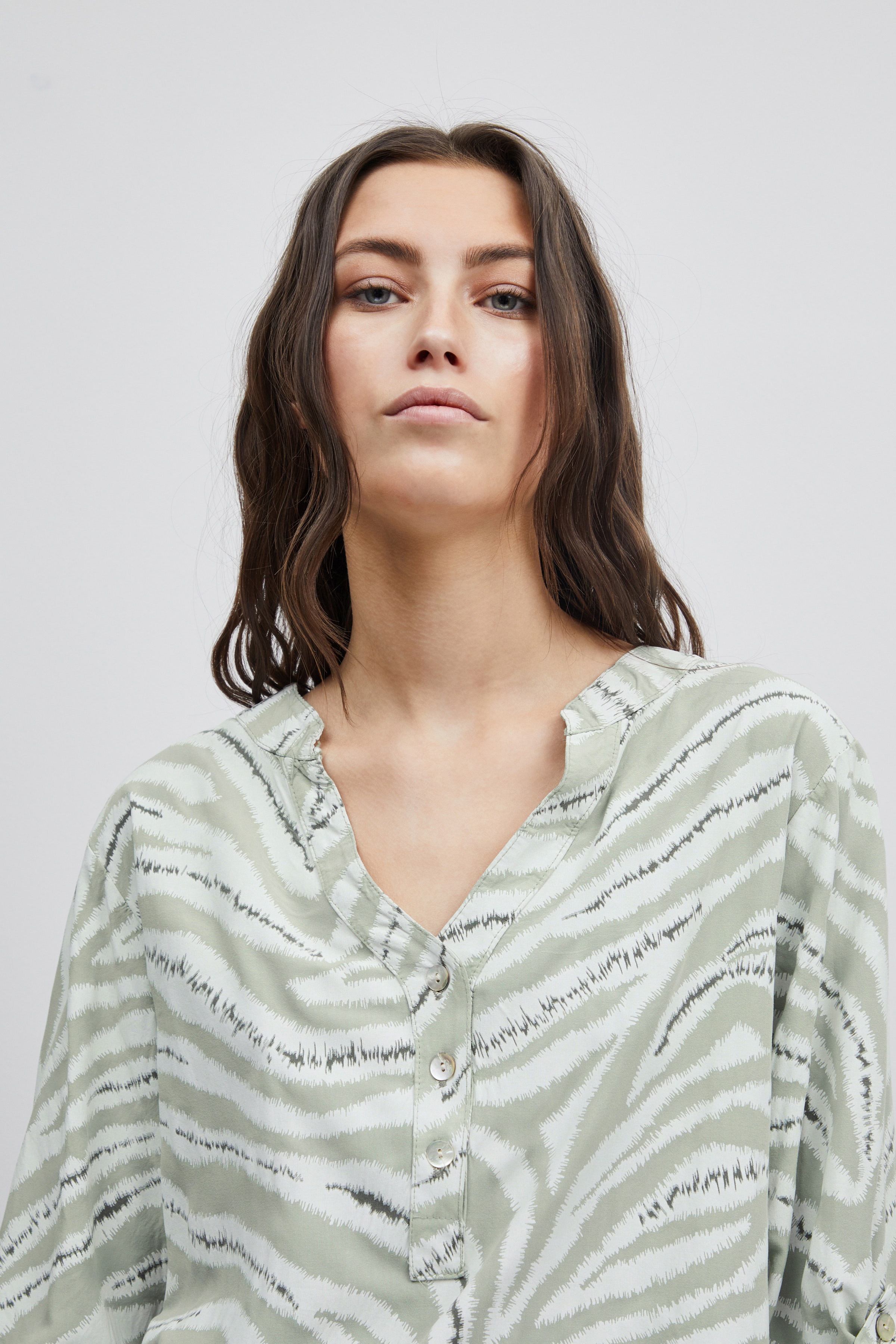 SBANIKKA Blus LOOKBOOK DETAIL 22100138-176212