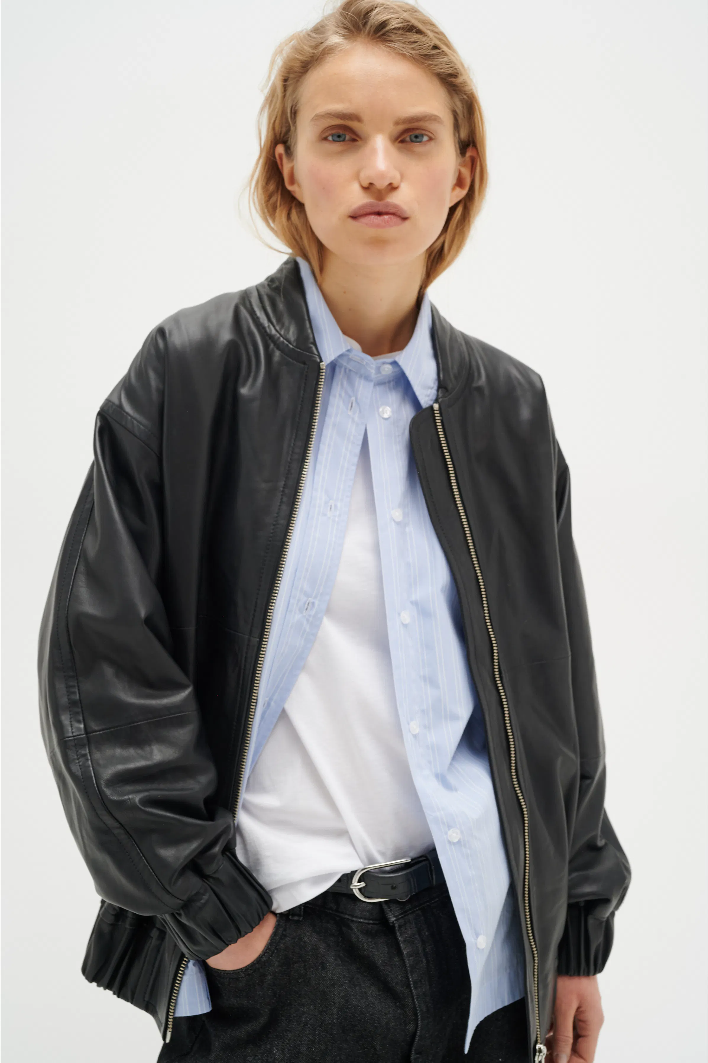 BelukaIW bomberjacka i läder LOOKBOOK FRONT 30108923-194008