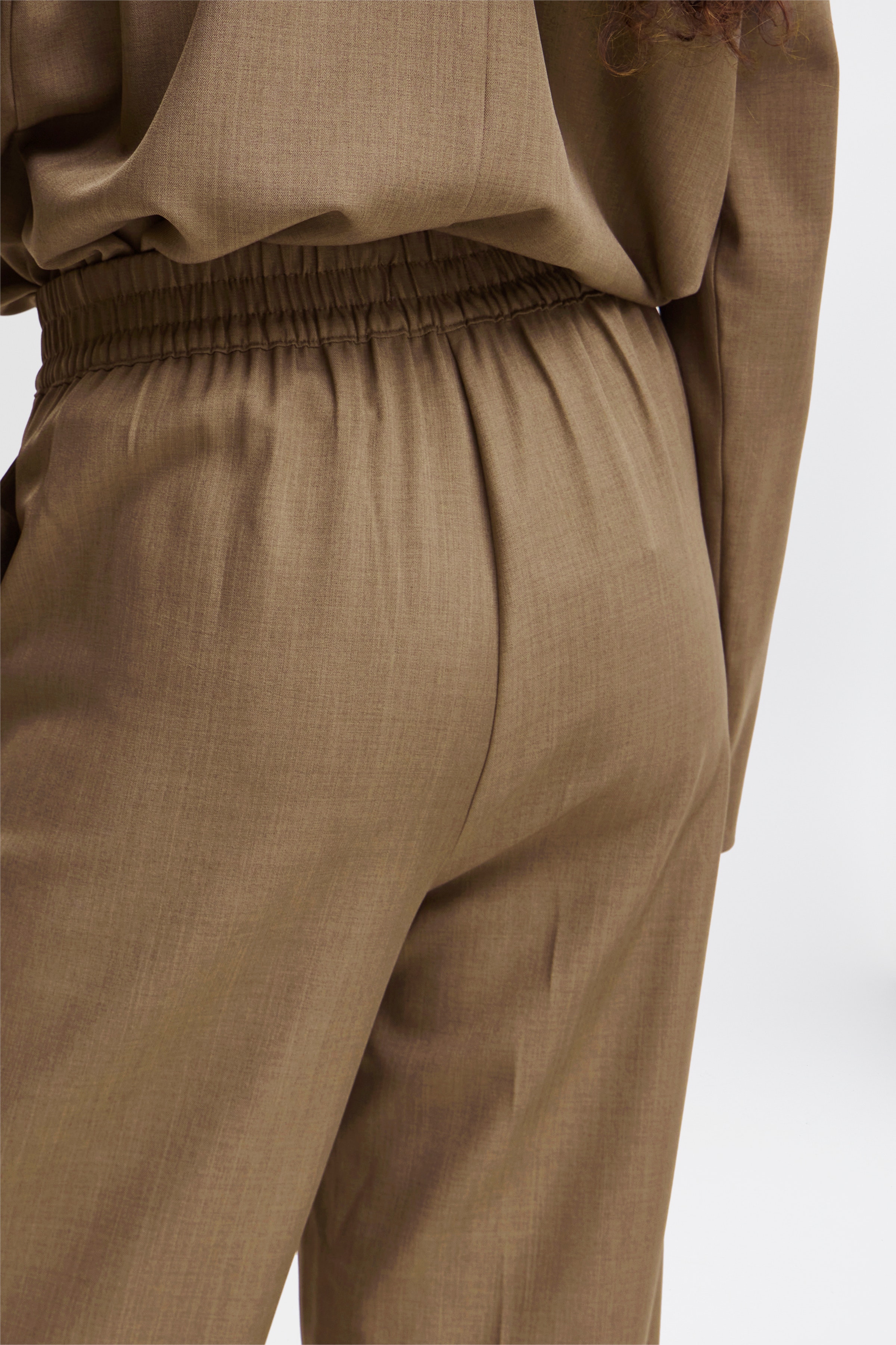 BYMMIDDE Trousers LOOKBOOK DETAIL 20815544-1811121