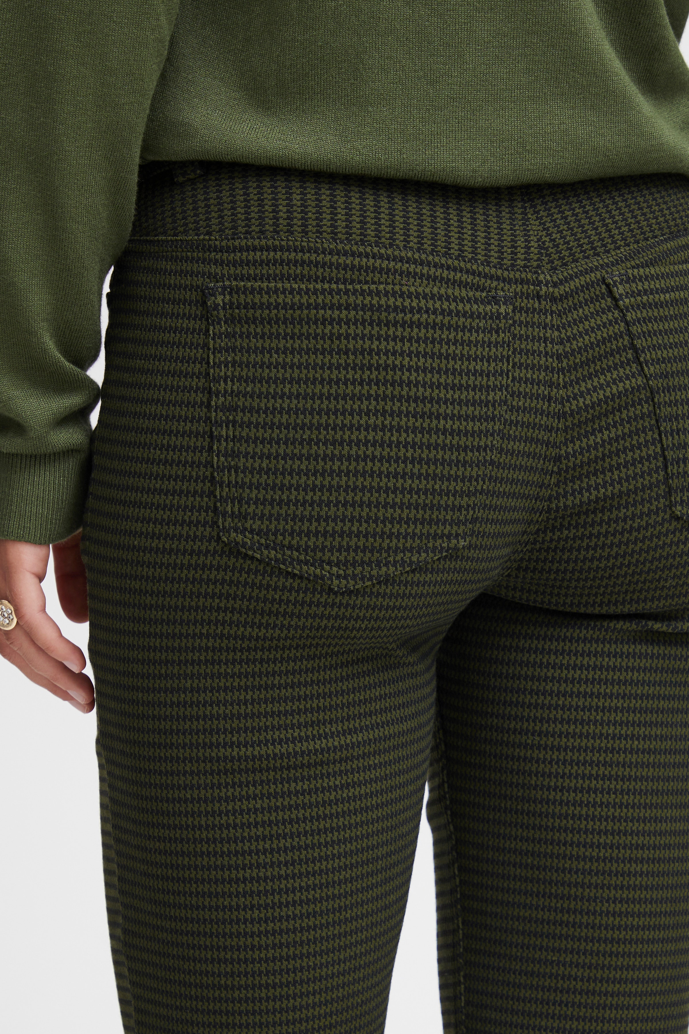 FRMILLA Byxor LOOKBOOK DETAIL 20612929-202350