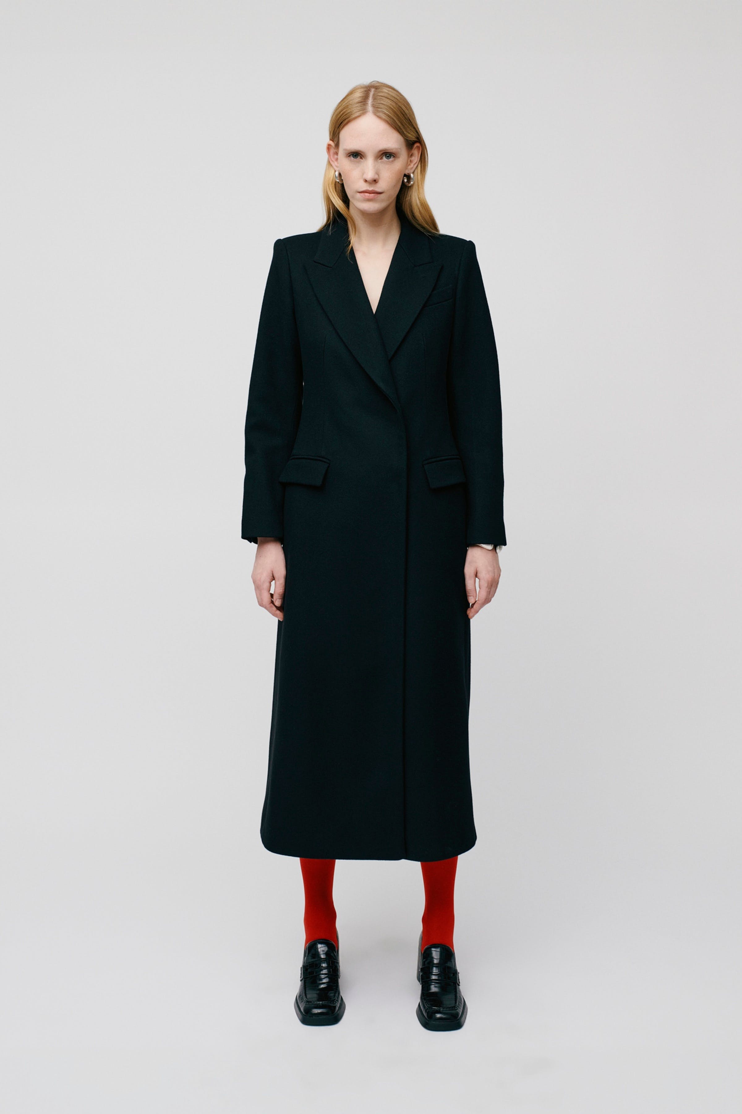 CYNTHIA Coat LOOKBOOK FRONT 30600181-BK999