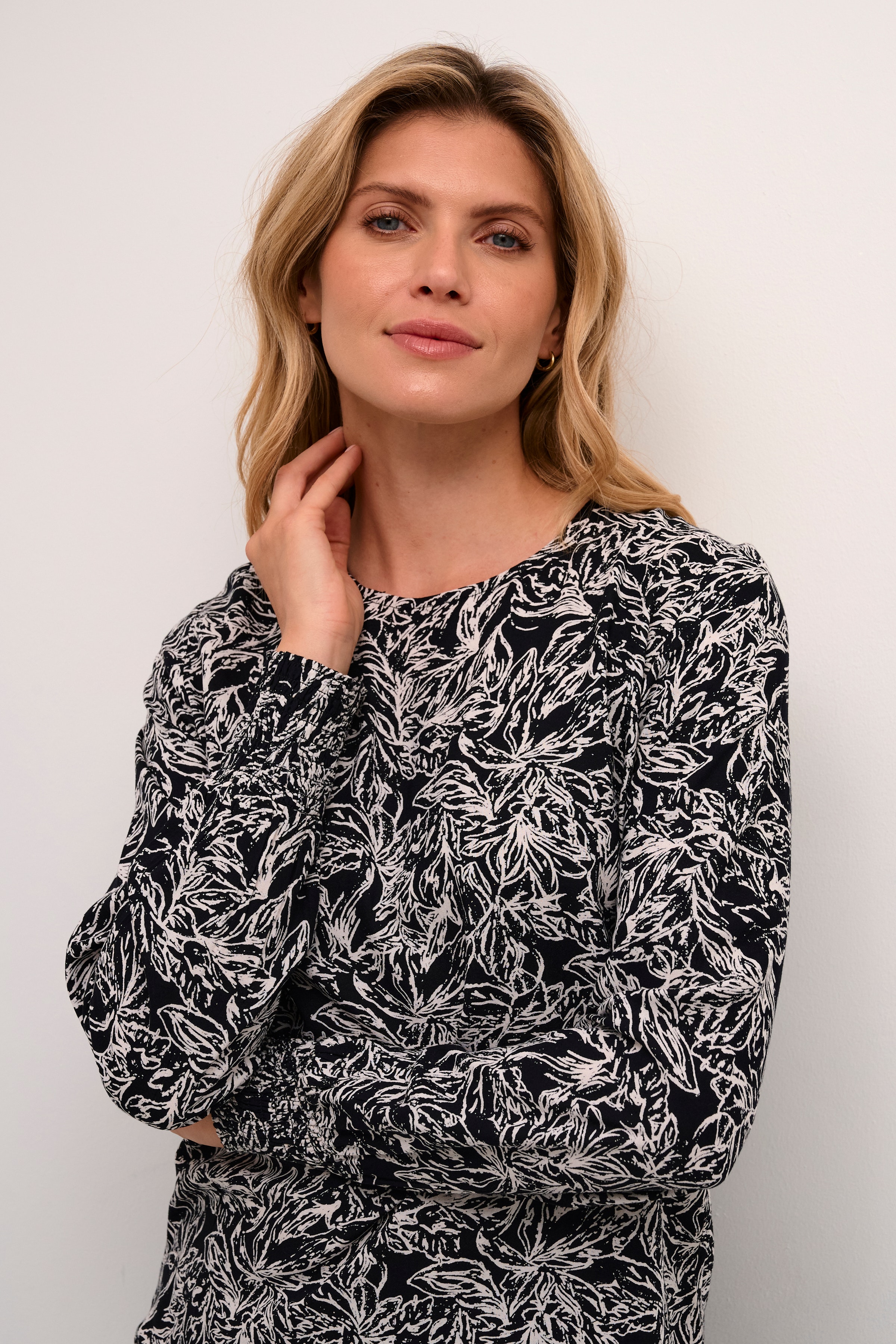BPwilla Blouse LOOKBOOK DETAIL 10590565-105135B