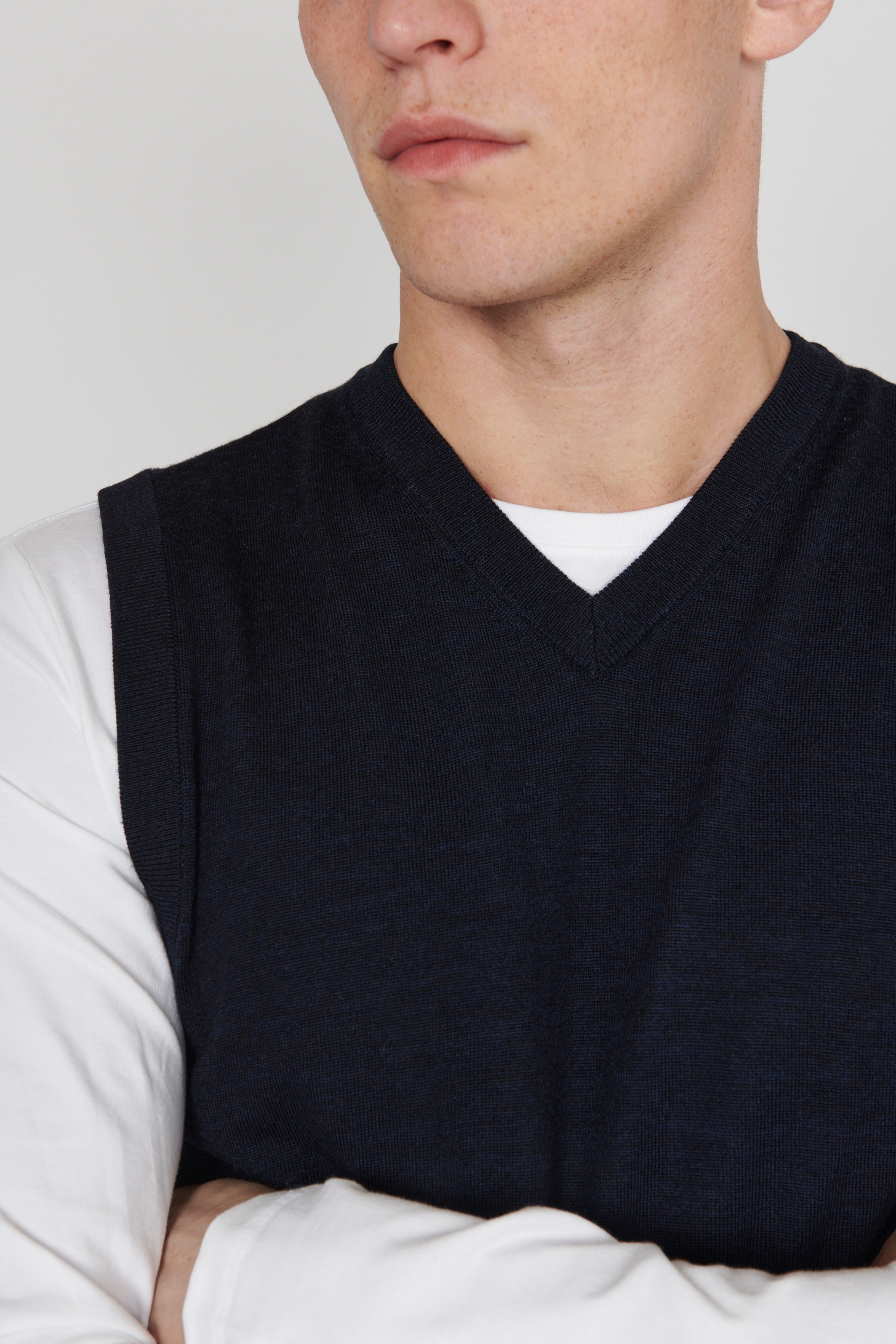 MAtheodore Vest LOOKBOOK DETAIL 30206512-1940111