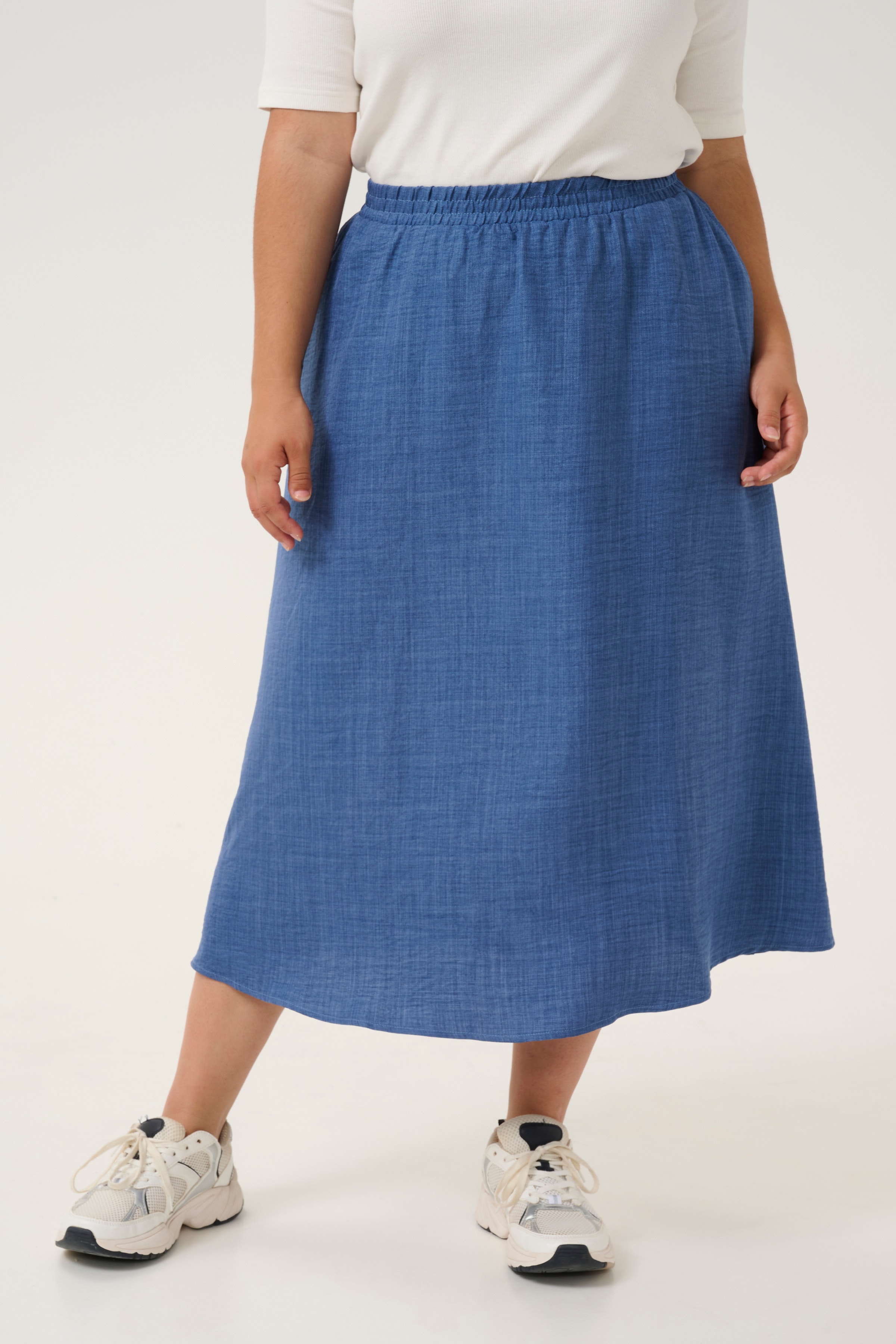 KCellie Skirt LOOKBOOK FRONT 10582959-106588