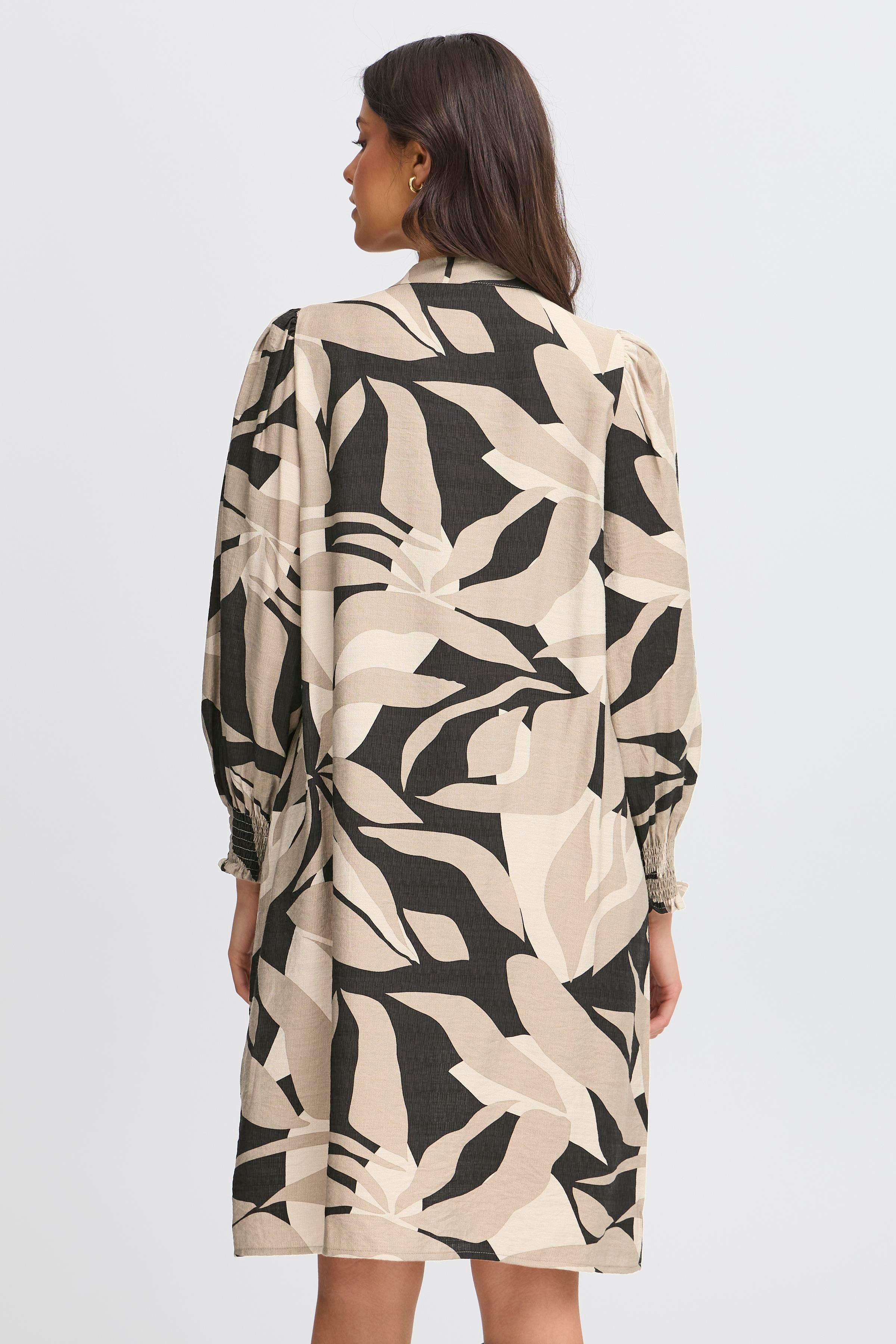 FRARIANA Kjole LOOKBOOK FRONT 20616227-205344