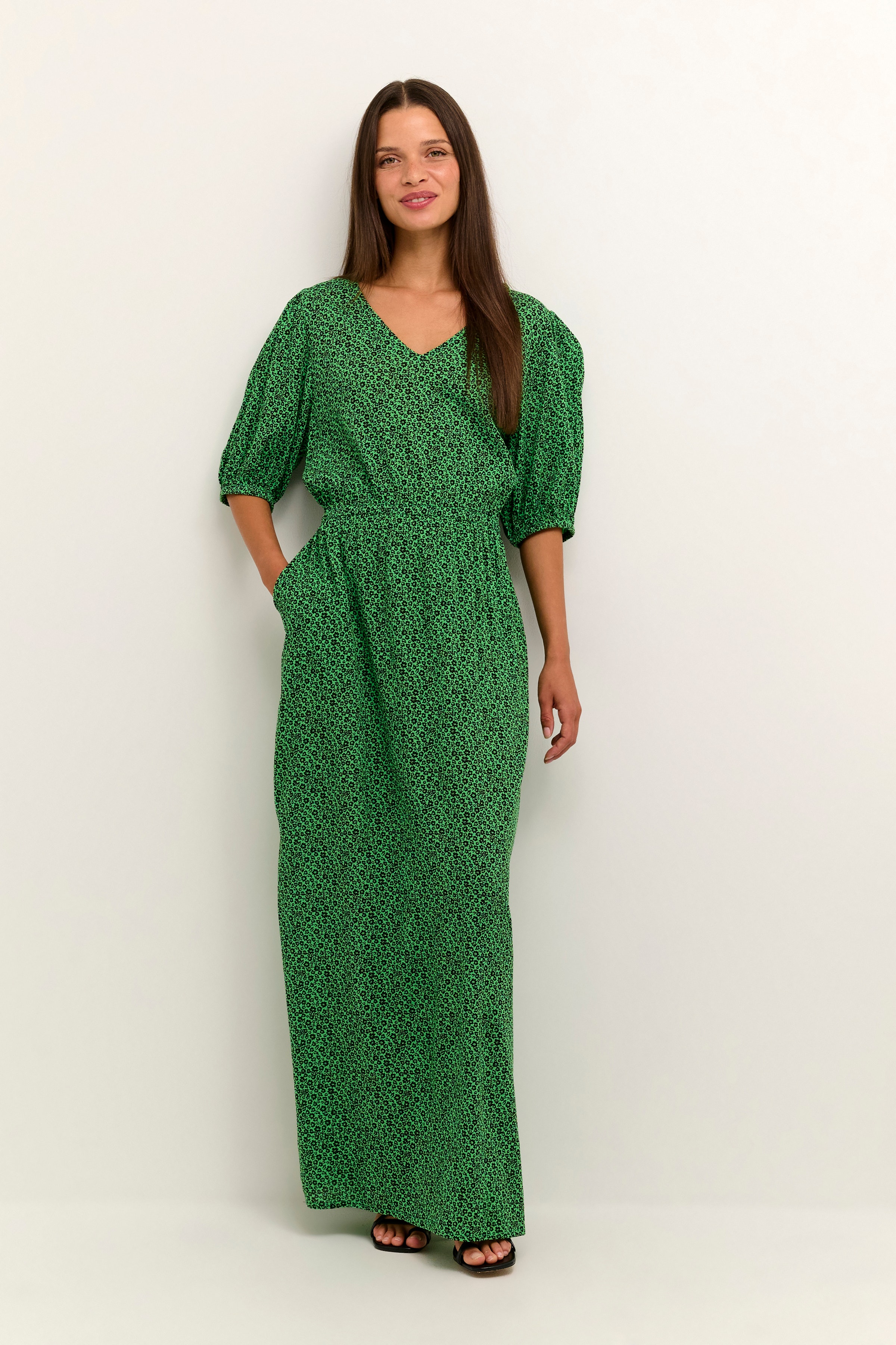 KAisolde Robe LOOKBOOK FRONT 10507514-104240