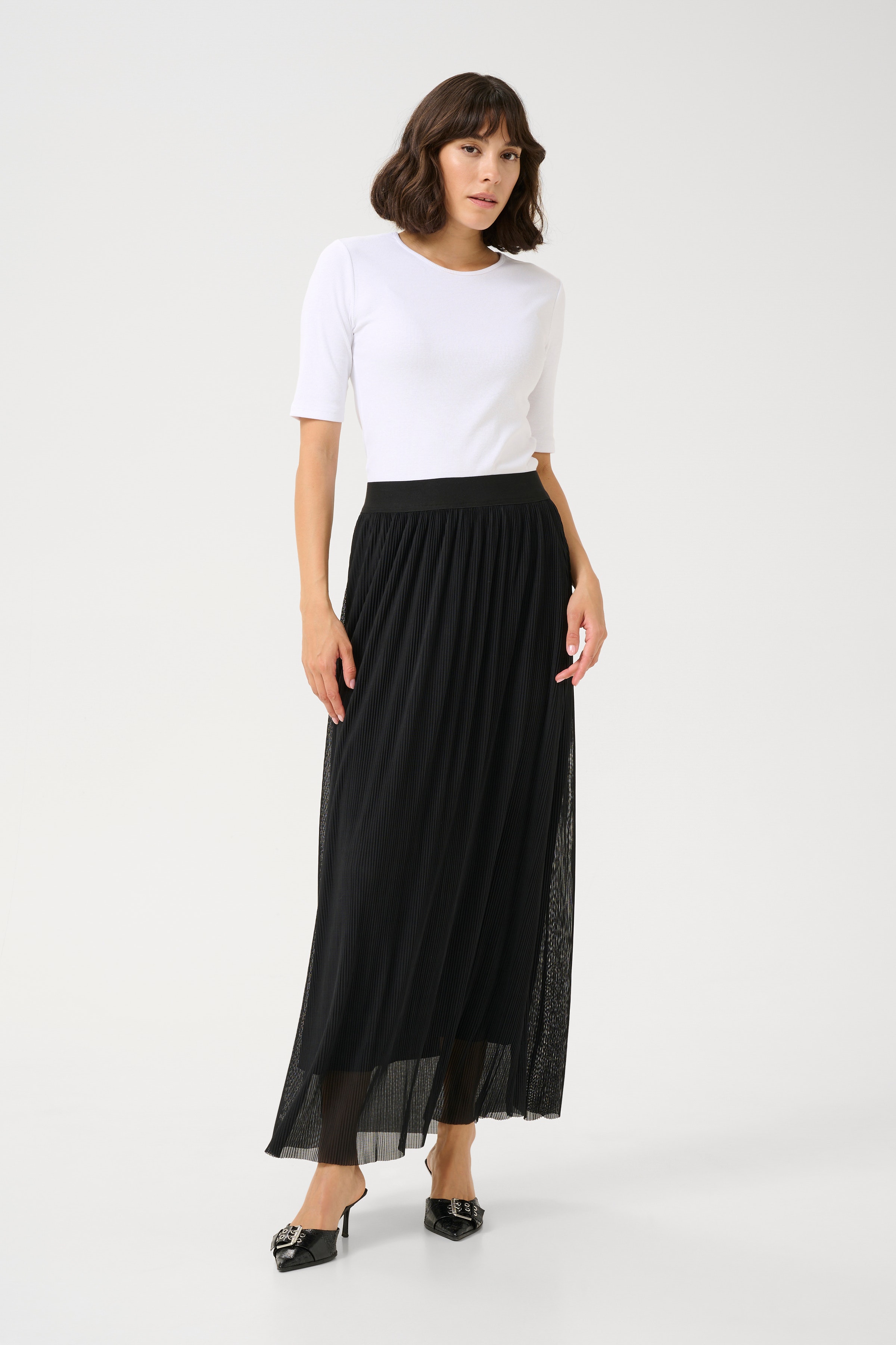 KAliva Skirt LOOKBOOK FRONT 10510190-106822