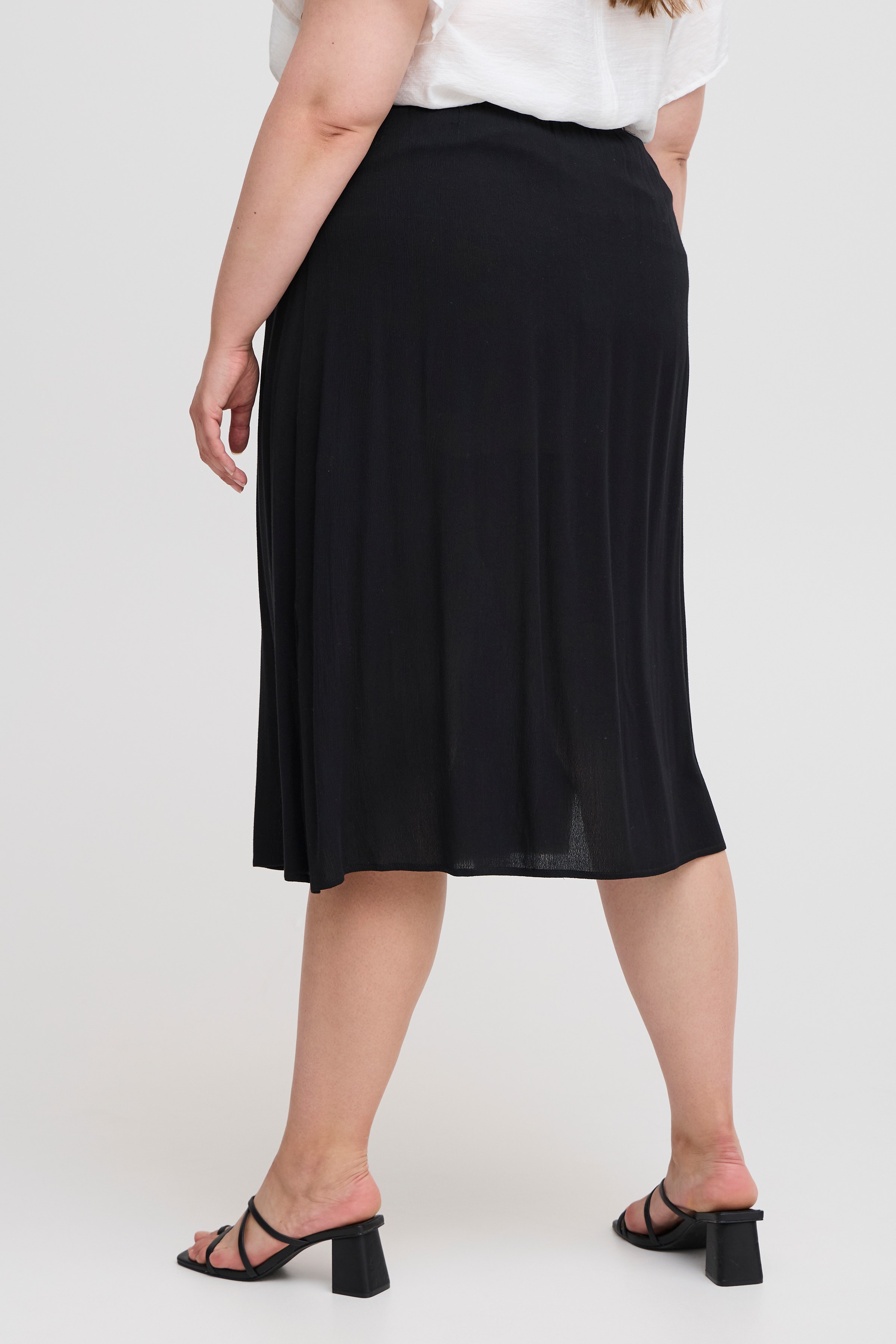 SWMIRIANA Skirt LOOKBOOK FRONT 20613939-200113