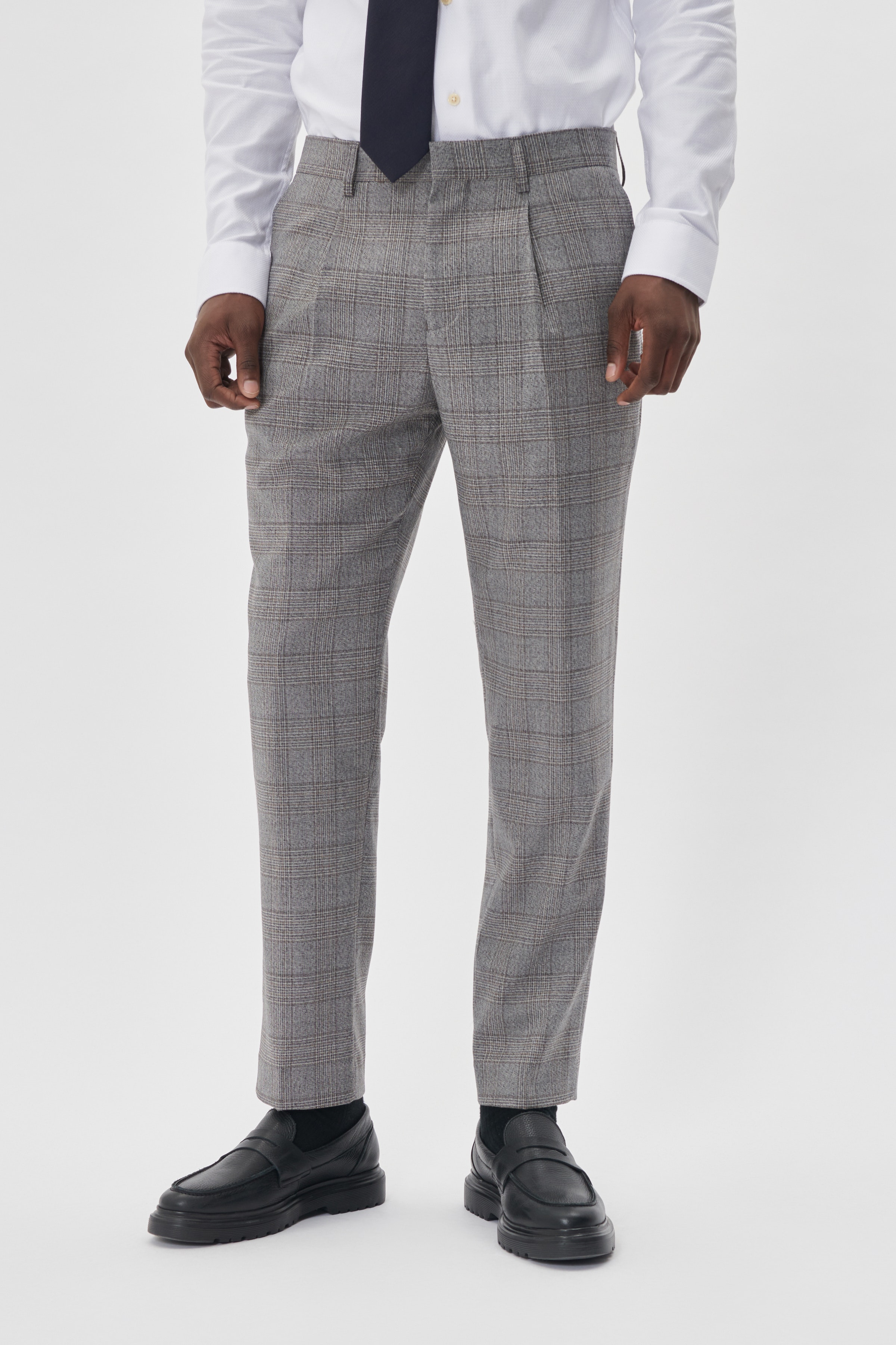 MAweller Trousers LOOKBOOK FRONT 30207505-1705101