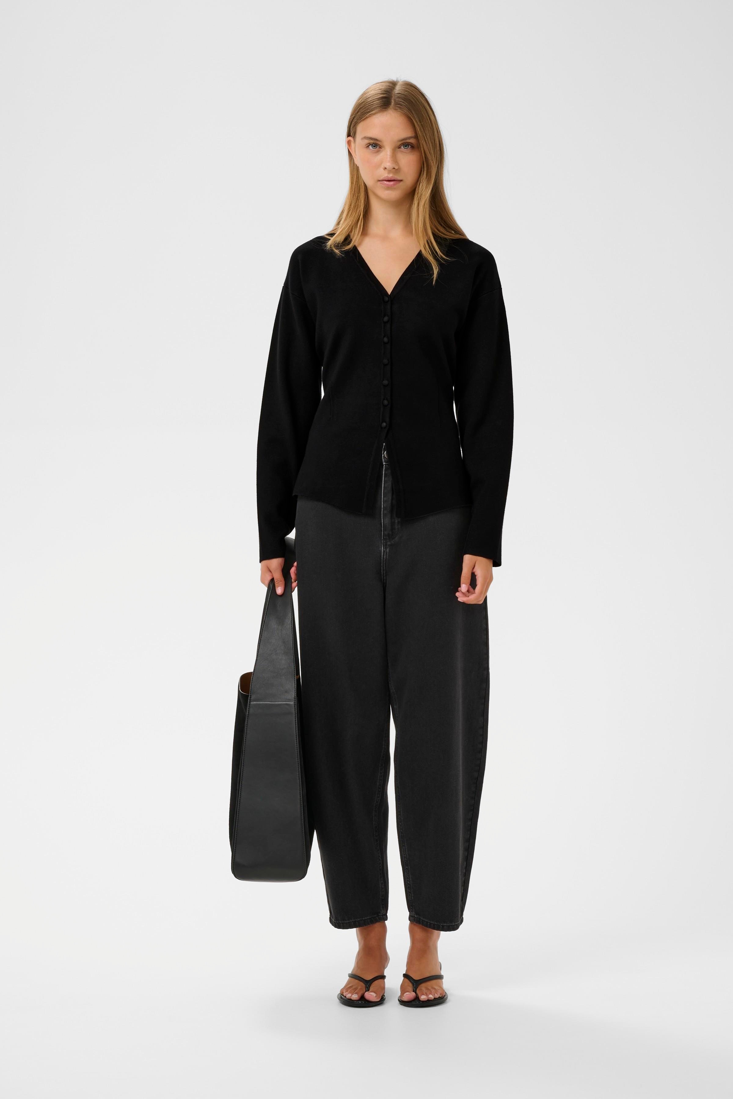 YenahIW Pullover LOOKBOOK FRONT 30111125-194008