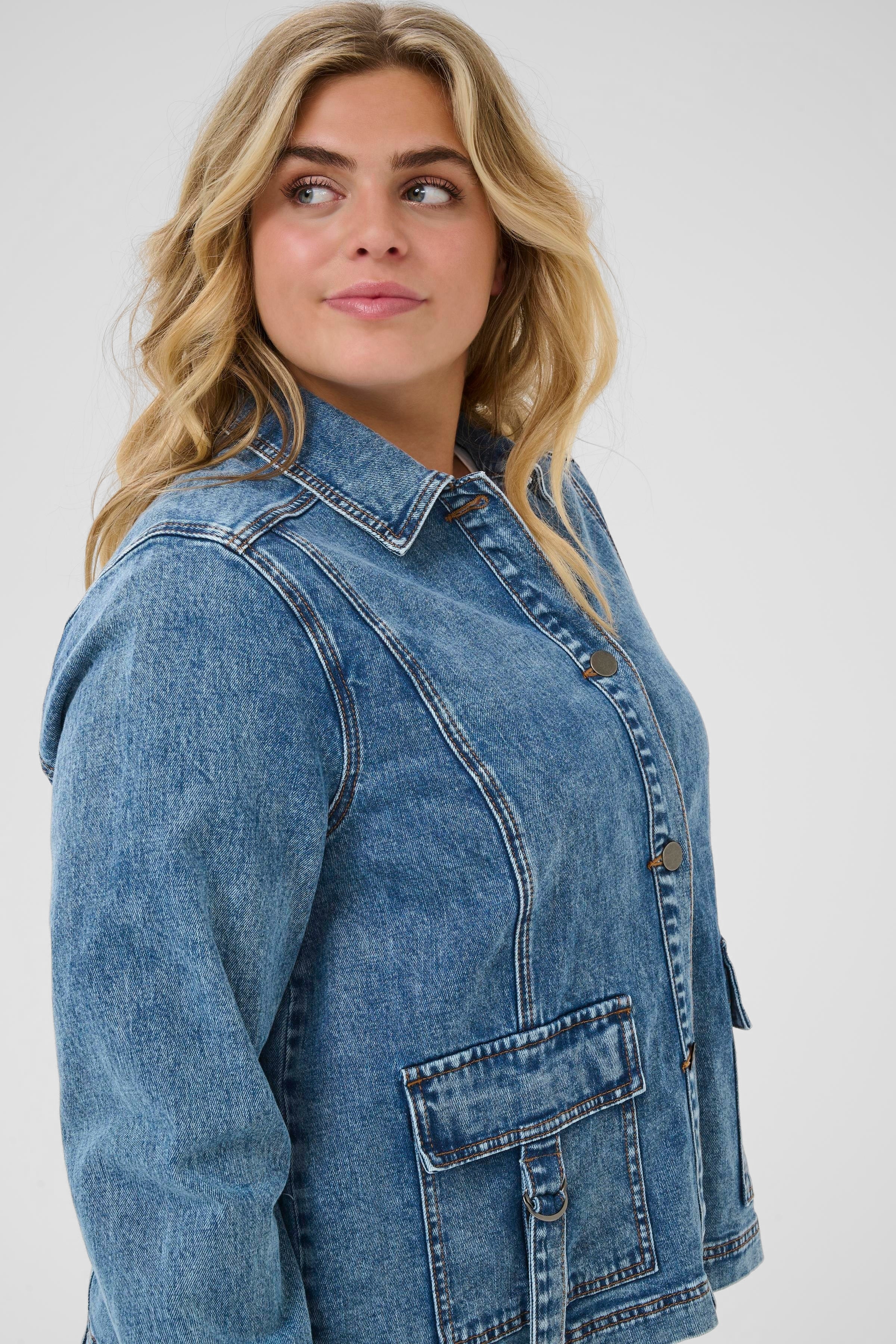 KCelona Casual jacket LOOKBOOK DETAIL 10583400-107716