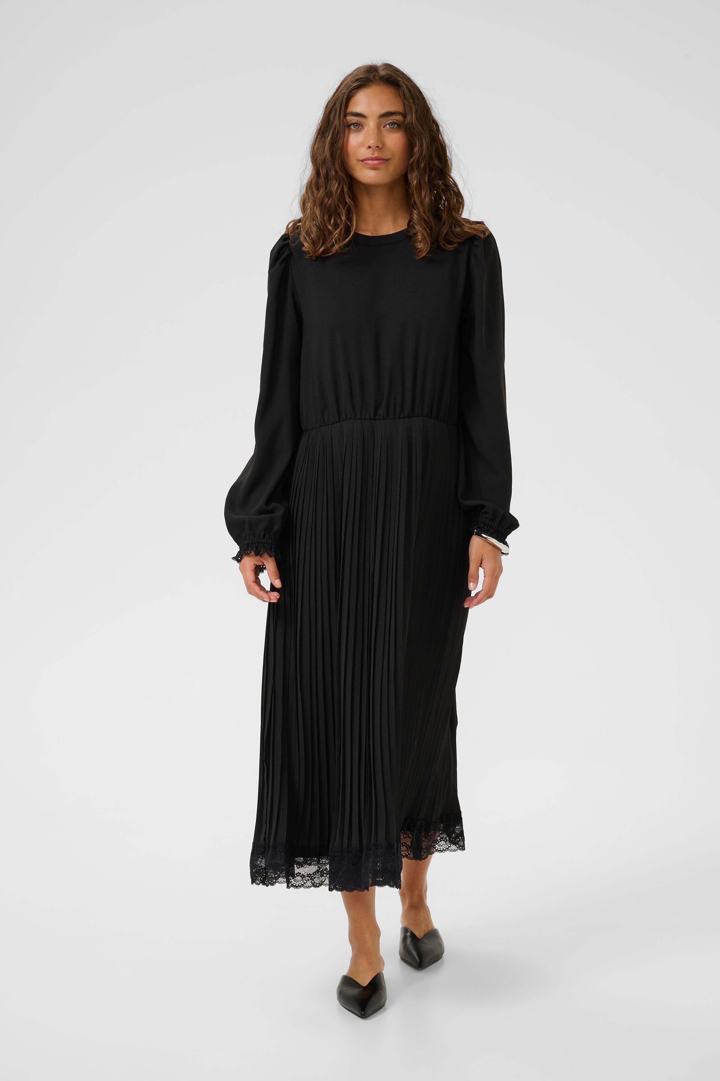 CUrosa Kjole LOOKBOOK FRONT 50112724-500012