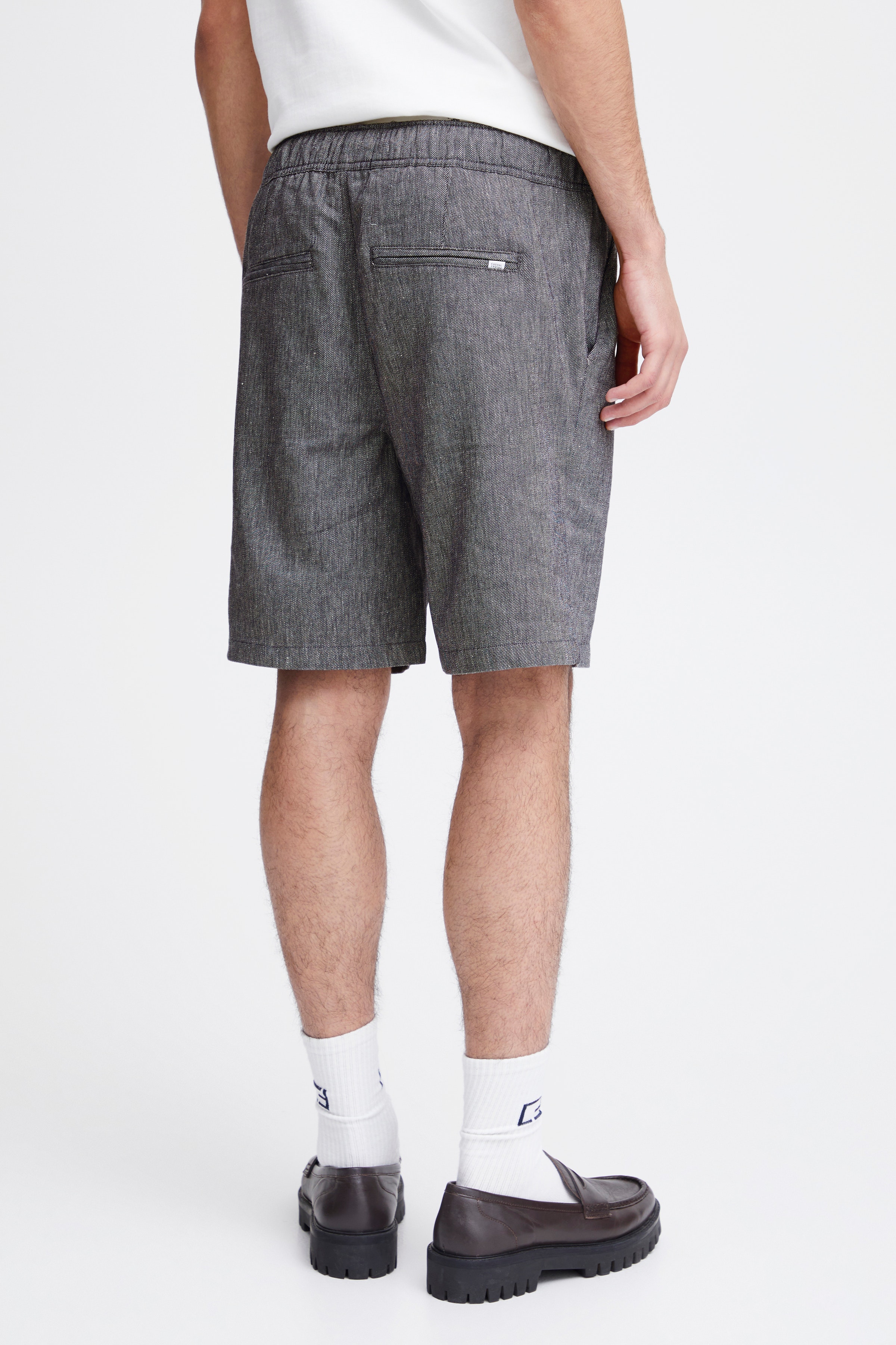 CFPHELIX Shorts LOOKBOOK BACK 20504637-1940131