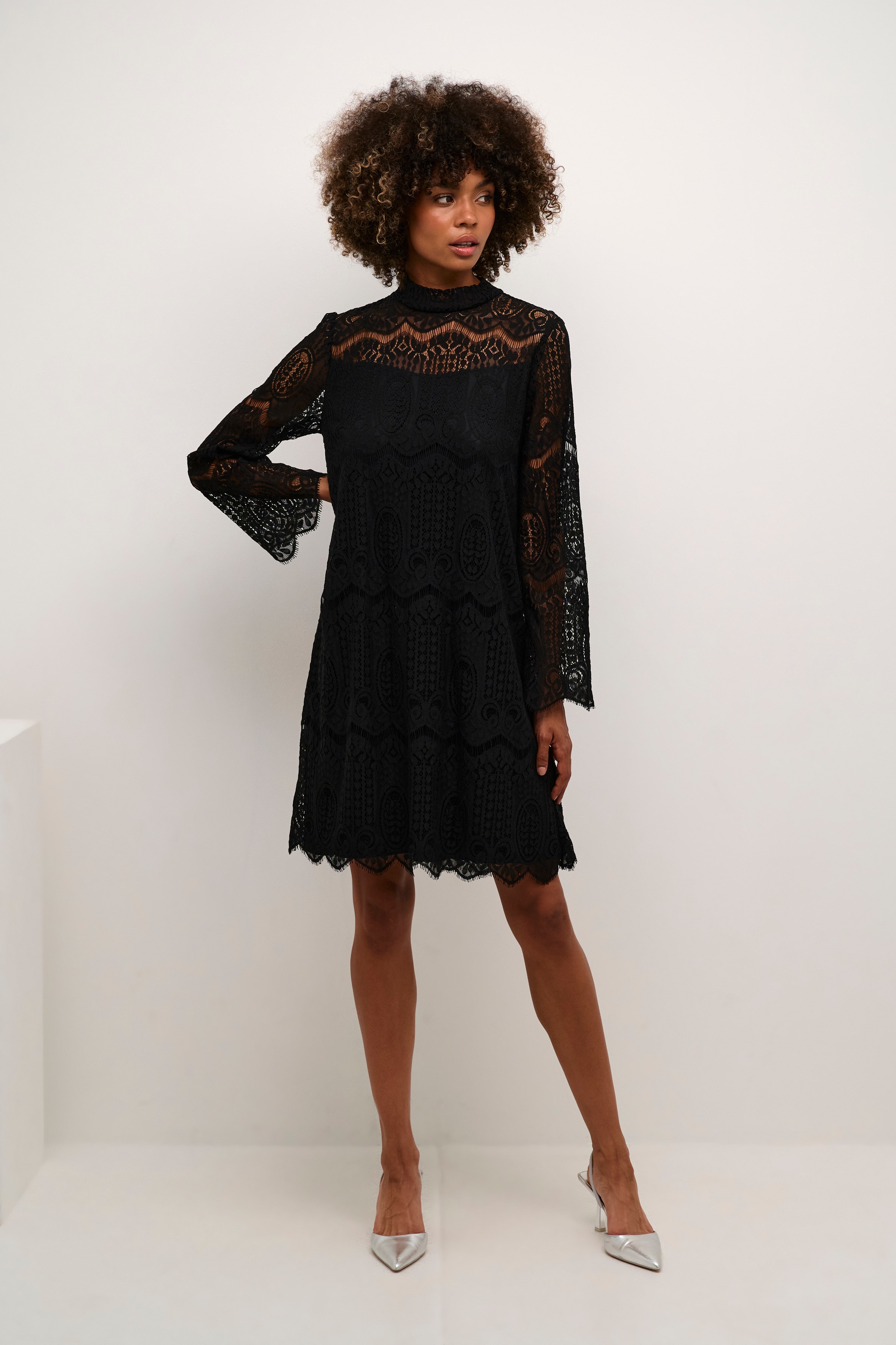 CUima Kanten Jurk LOOKBOOK FRONT 50111346-500012