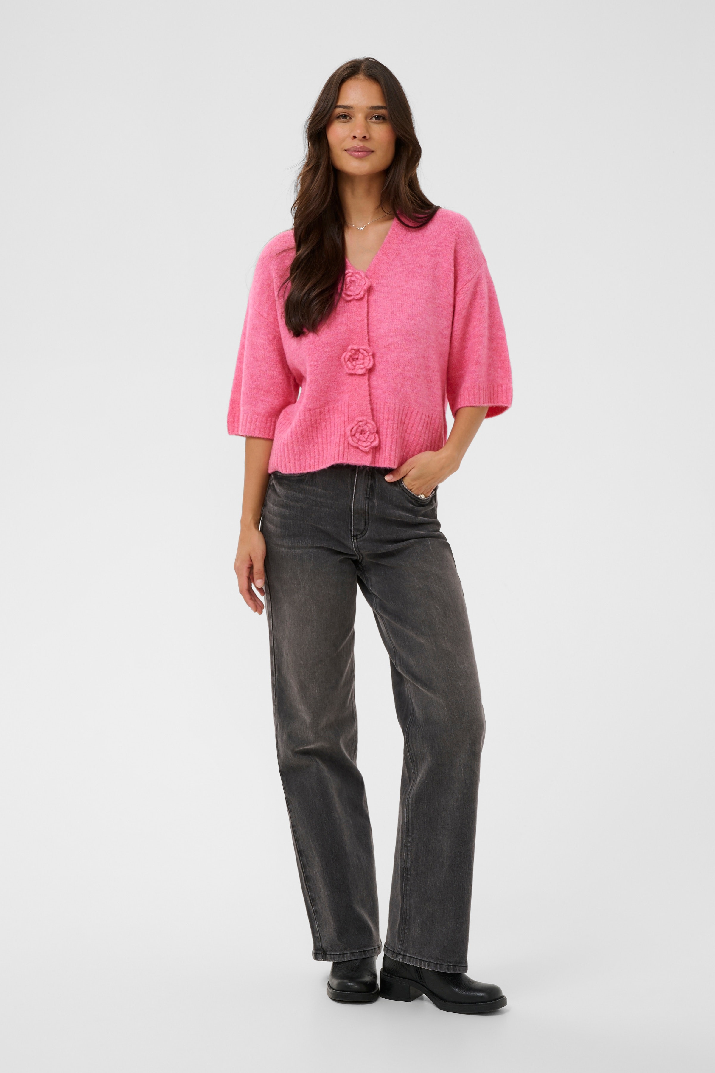 KArosie Cardigan LOOKBOOK FRONT 10509480-1621181