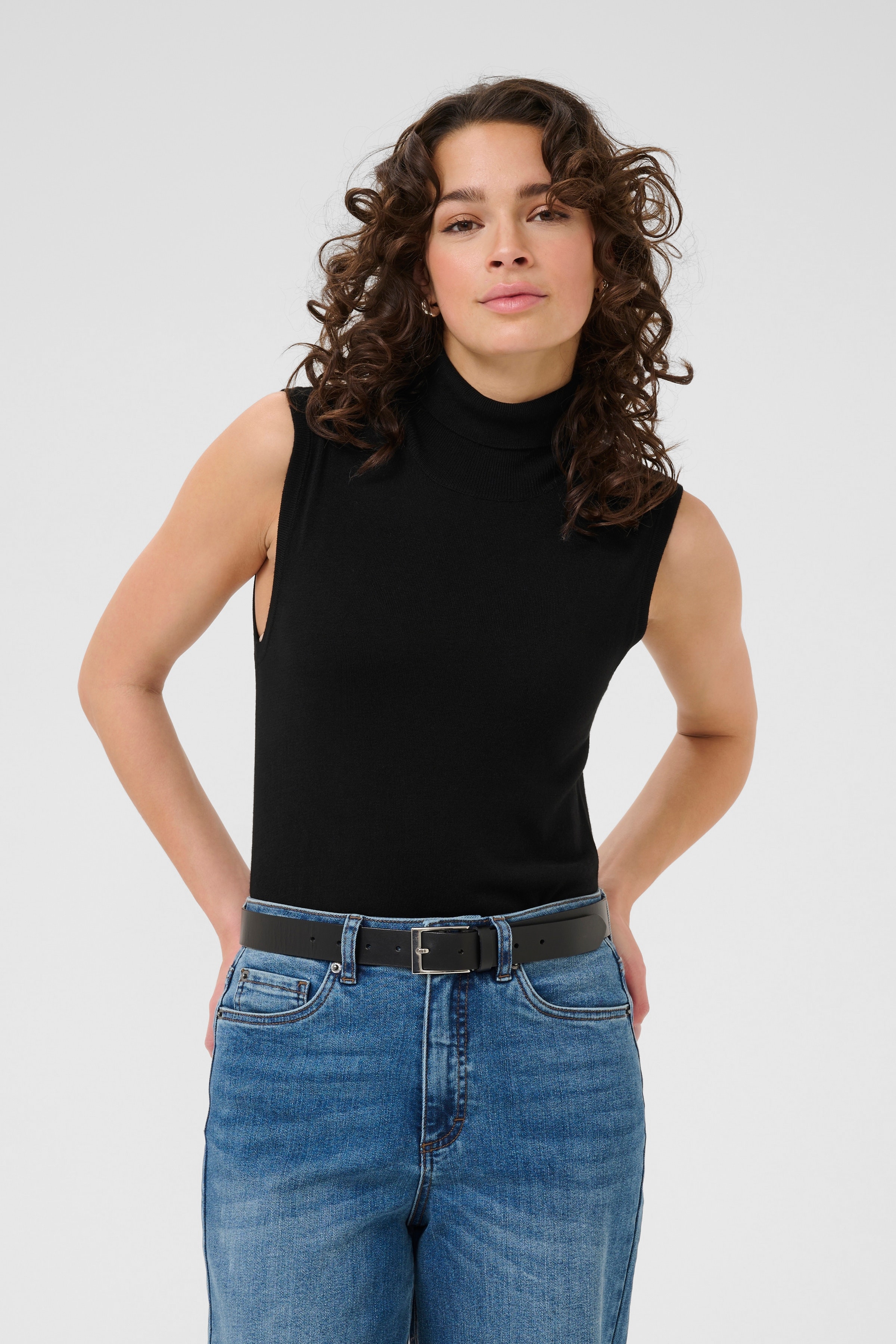 KAlizza Pullover LOOKBOOK FRONT 10510977-100121